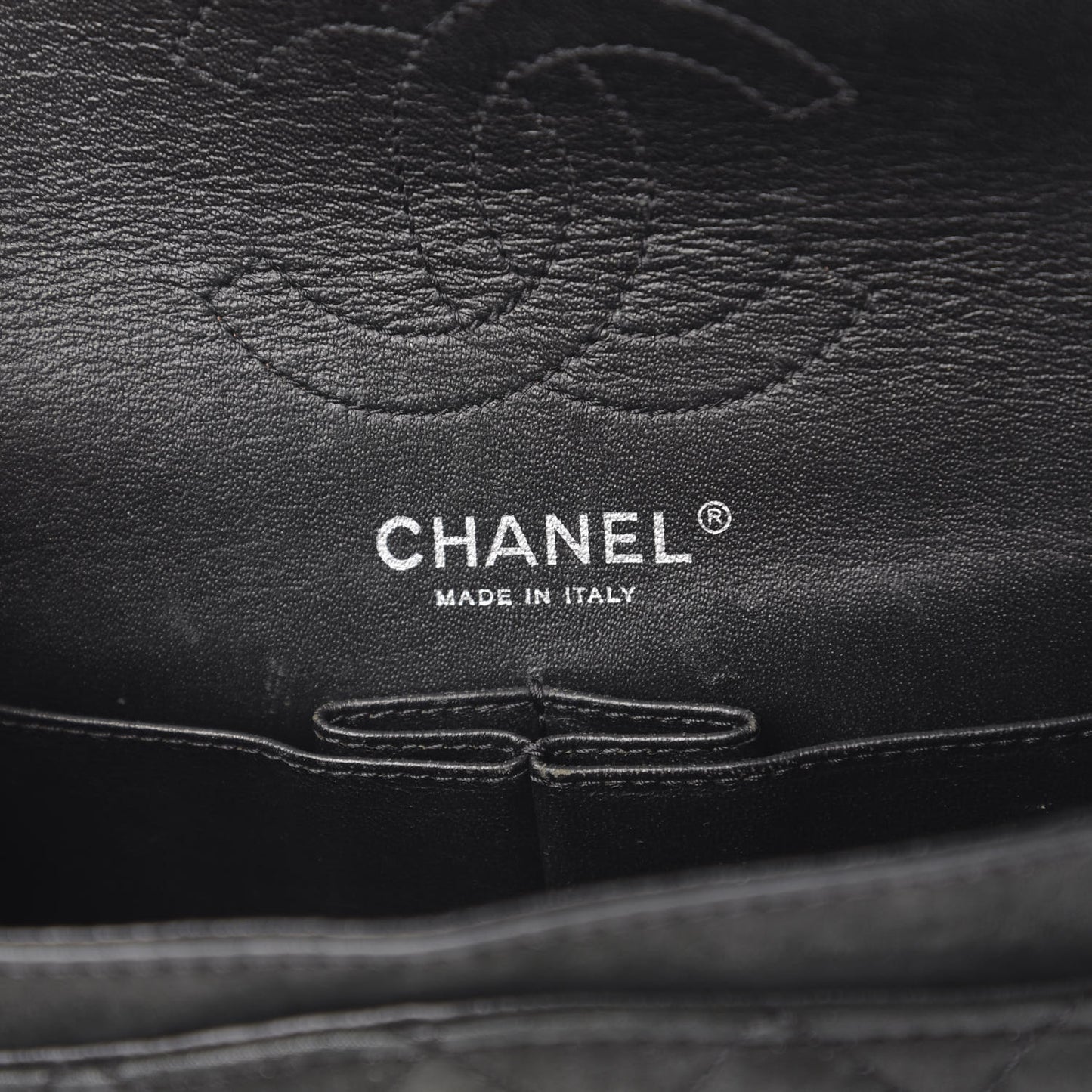 Iridescent Calfskin Quilted 2.55 Reissue 224 Flap Black