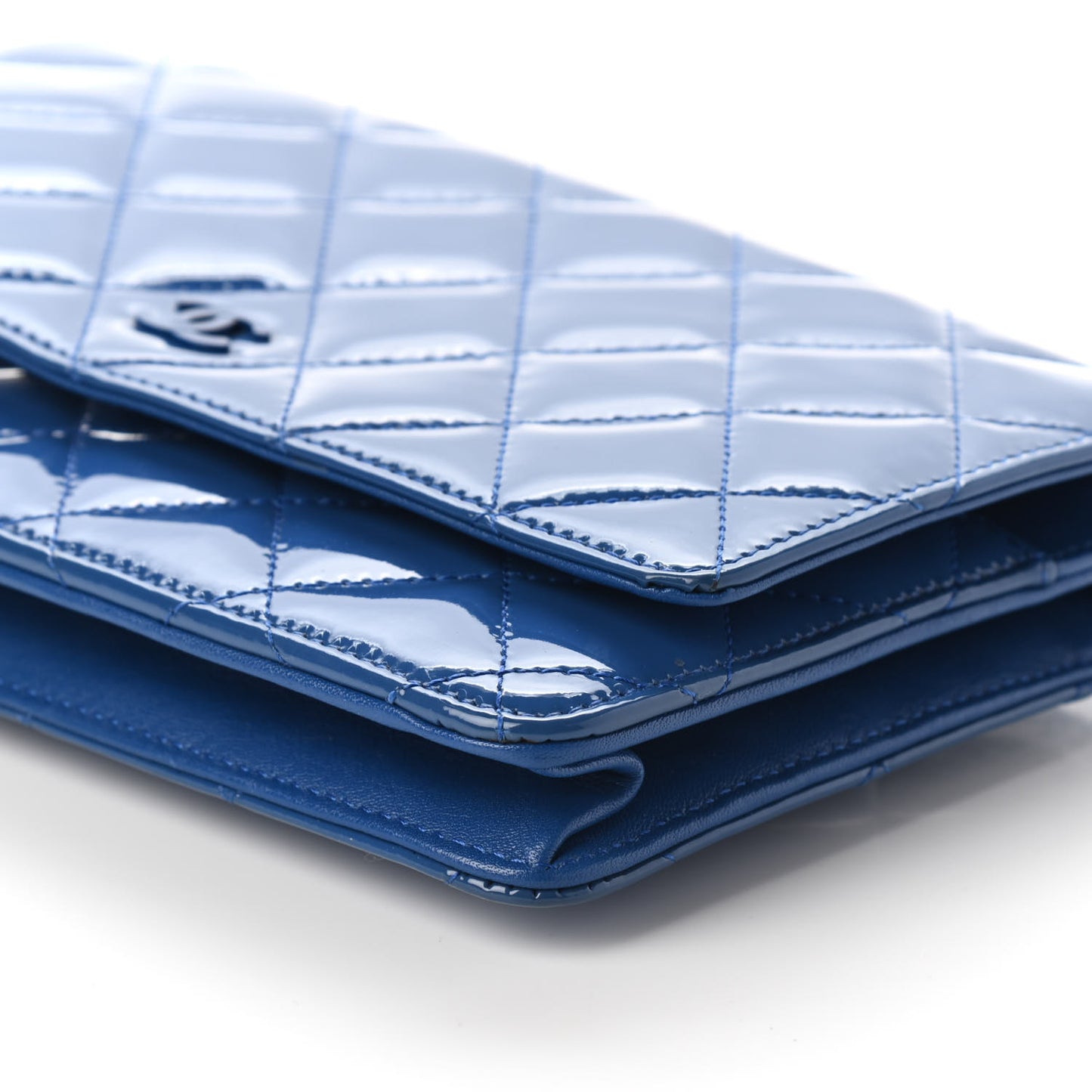 Patent Quilted Wallet On Chain WOC Dark Blue