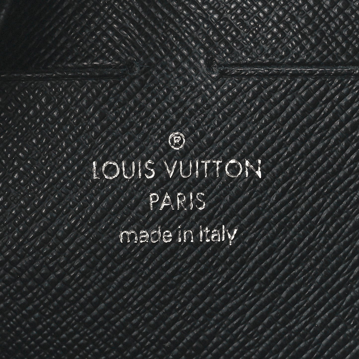 Monogram Eclipse Reverse Pochette Voyage MM
