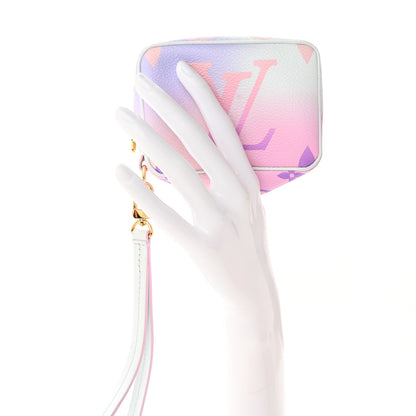 Louis Vuitton Monogram Giant Spring In The City Wapity Case Sunrise Pastel 2 of 9