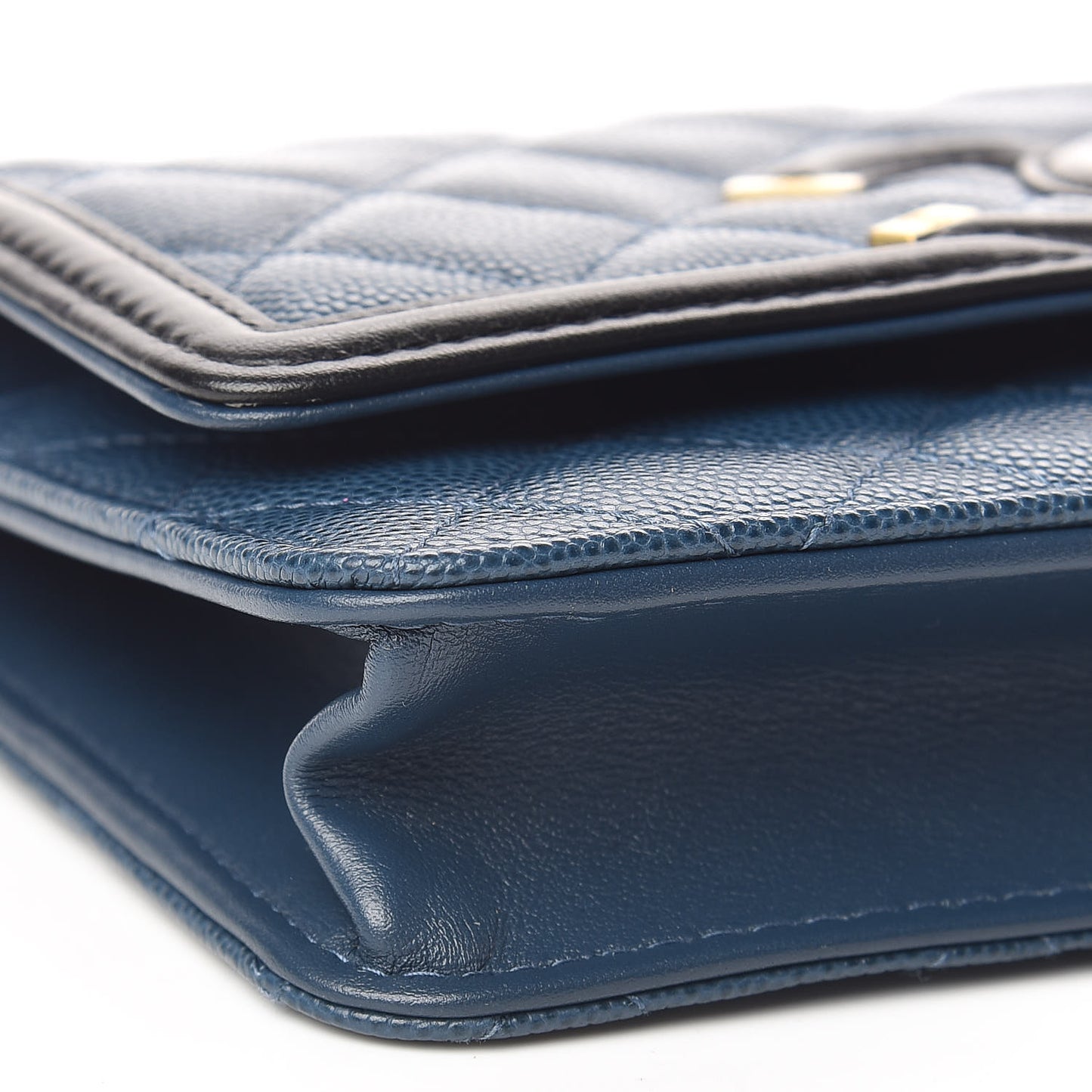 Caviar Quilted CC Filigree Wallet On Chain WOC Navy
