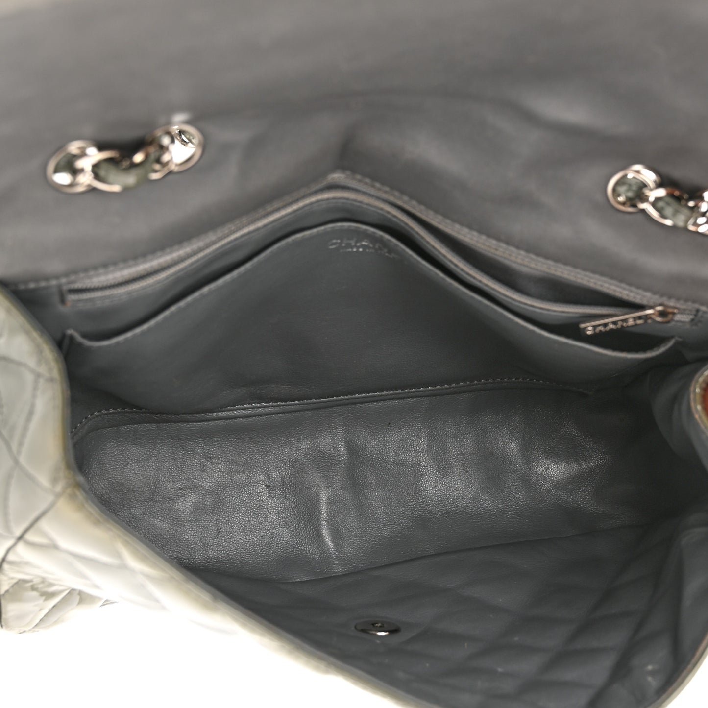Patent Quilted Jumbo Single Flap Grey
