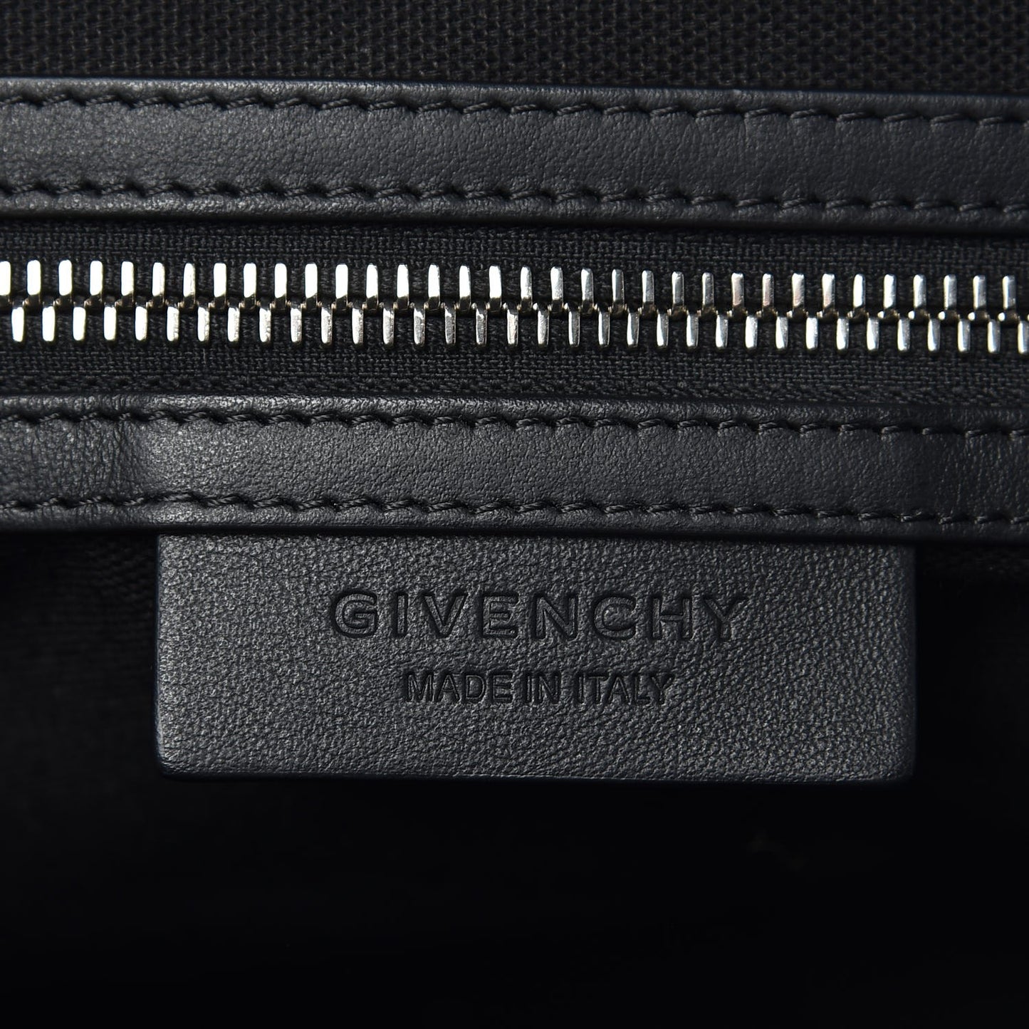 Calfskin Studded Star Small Nightingale Black