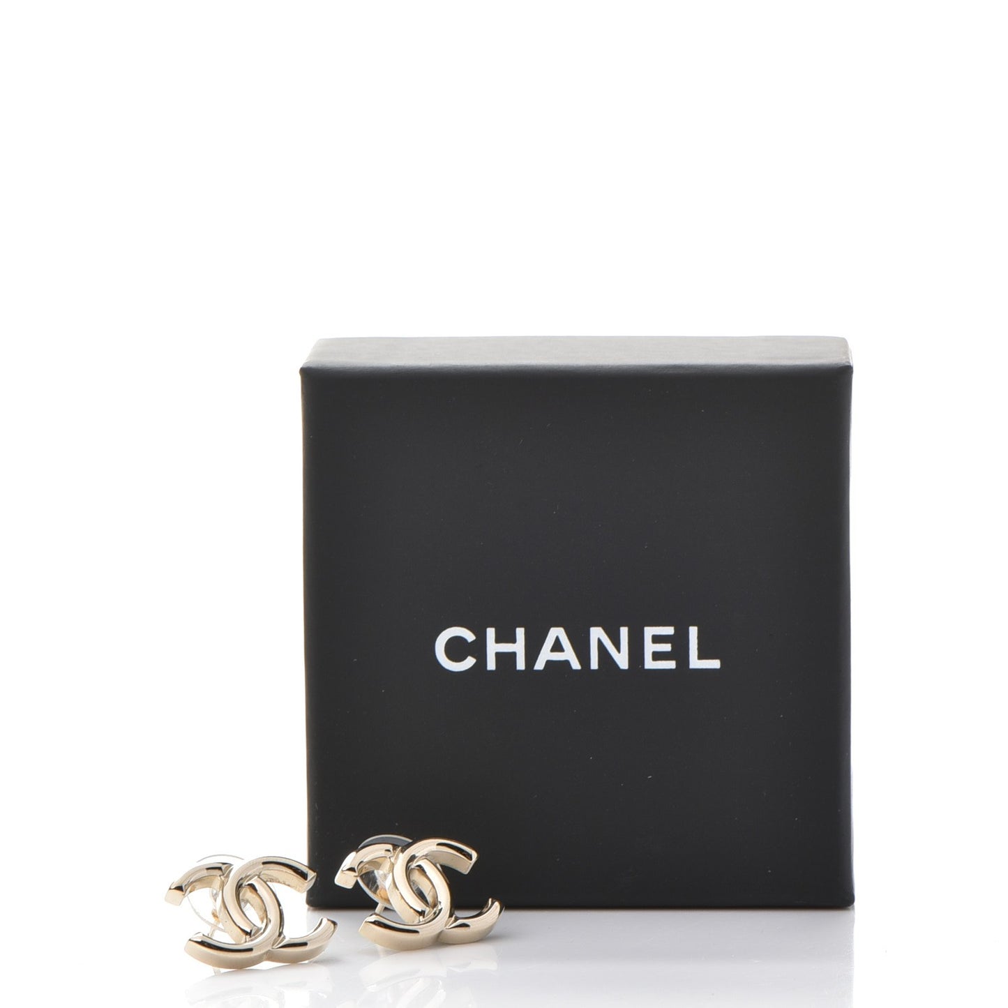 Metal CC Stud Earrings Gold