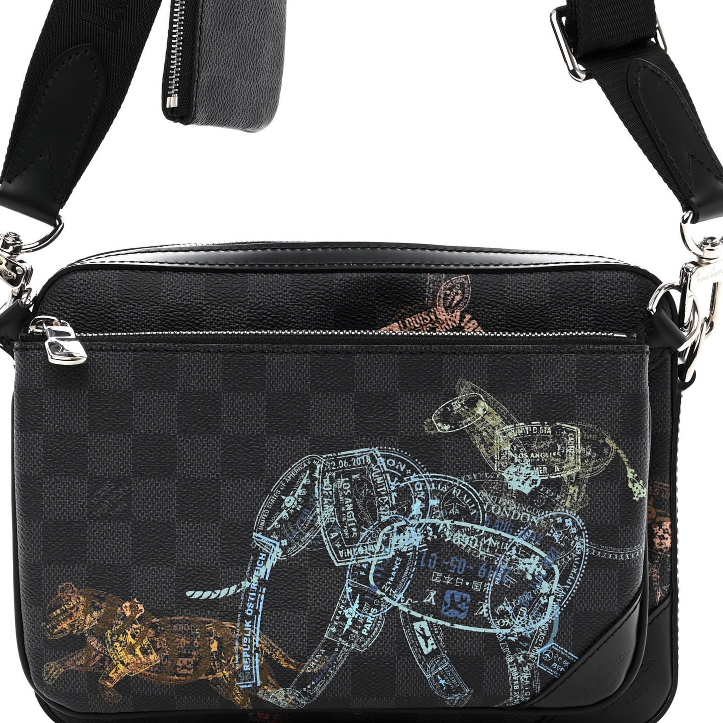 Damier Graphite Wild Animals Trio Messenger