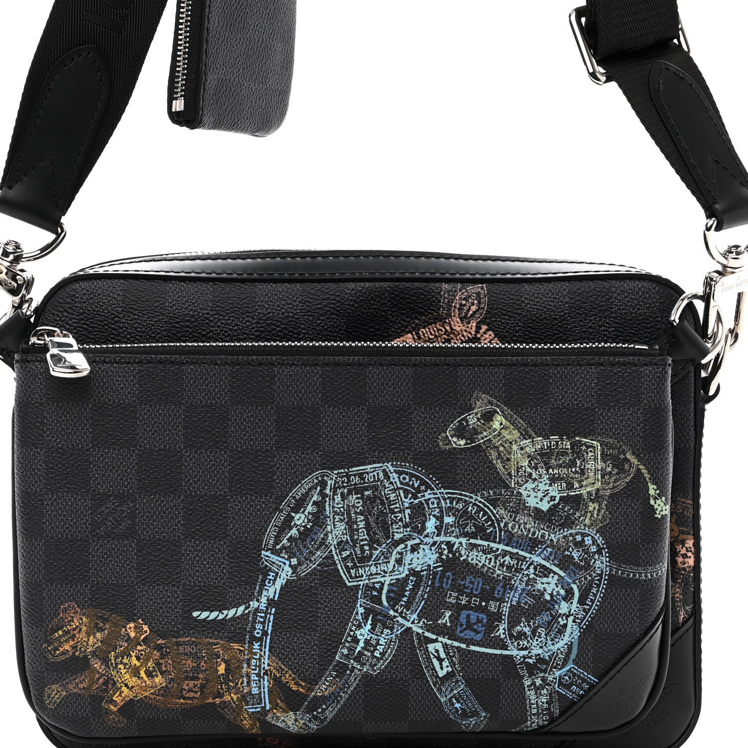 Louis Vuitton Damier Graphite Wild Animals Trio Messenger 9 of 11
