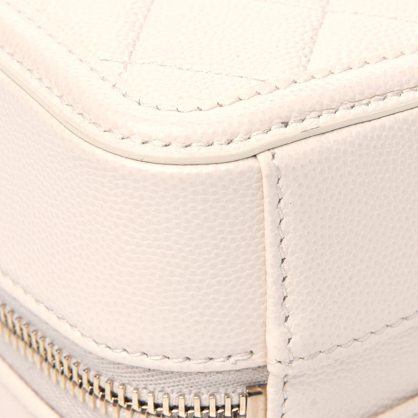 Caviar Quilted CC North South Filigree Vanity Case Light Beige