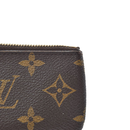 Louis Vuitton Monogram Key Pouch 7 of 7