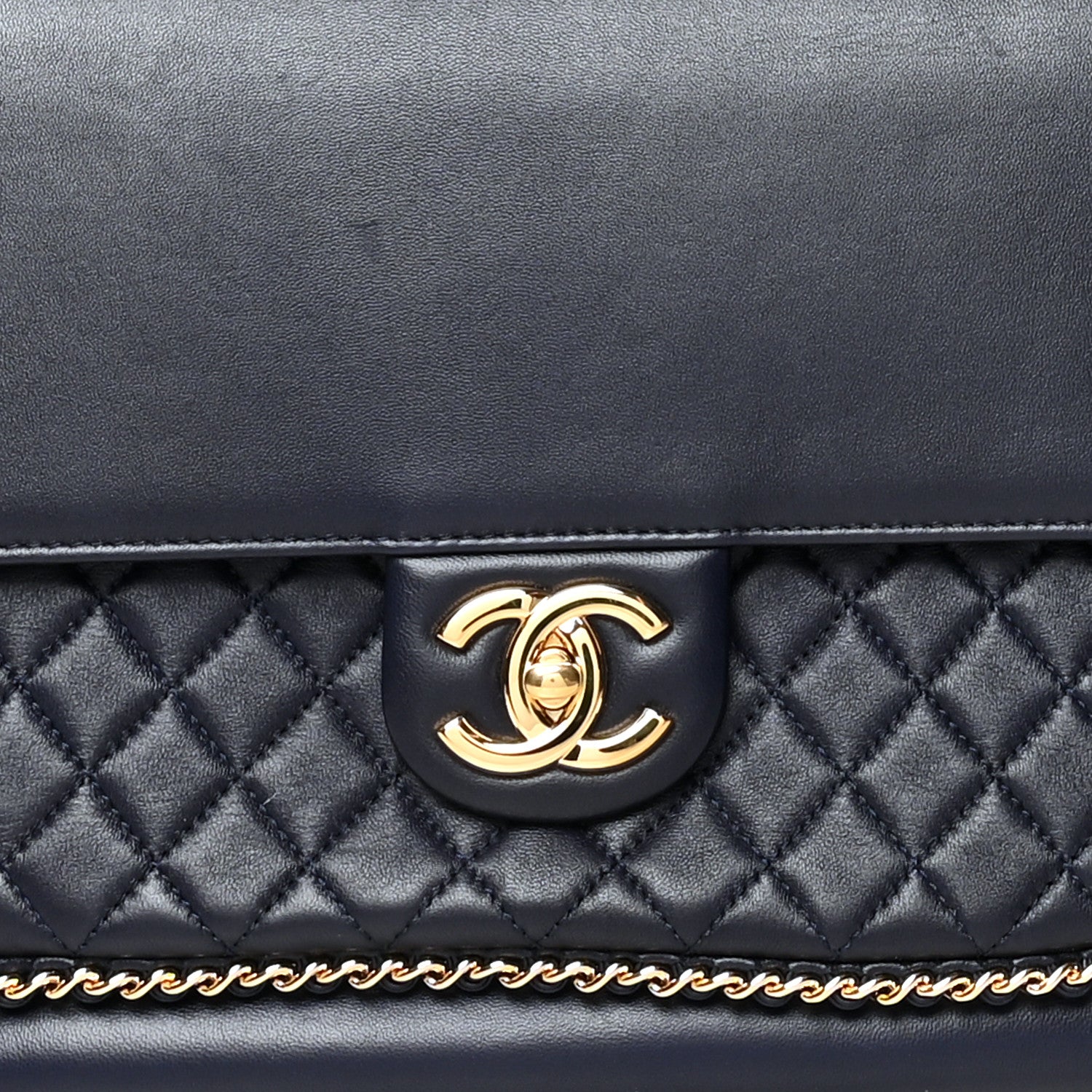Chanel Lambskin Quilted CC Unchained Clutch Navy 8 of 12