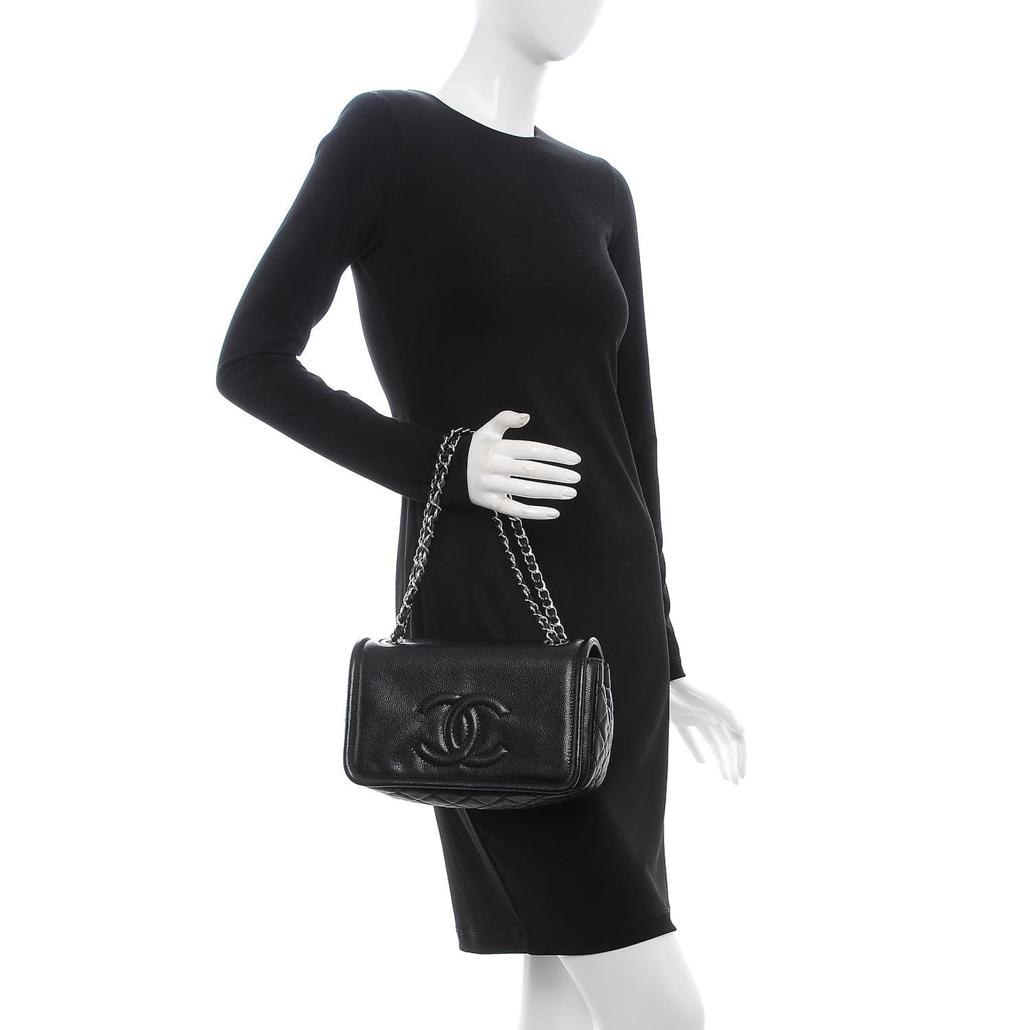 Caviar Medium Timeless CC Flap Black