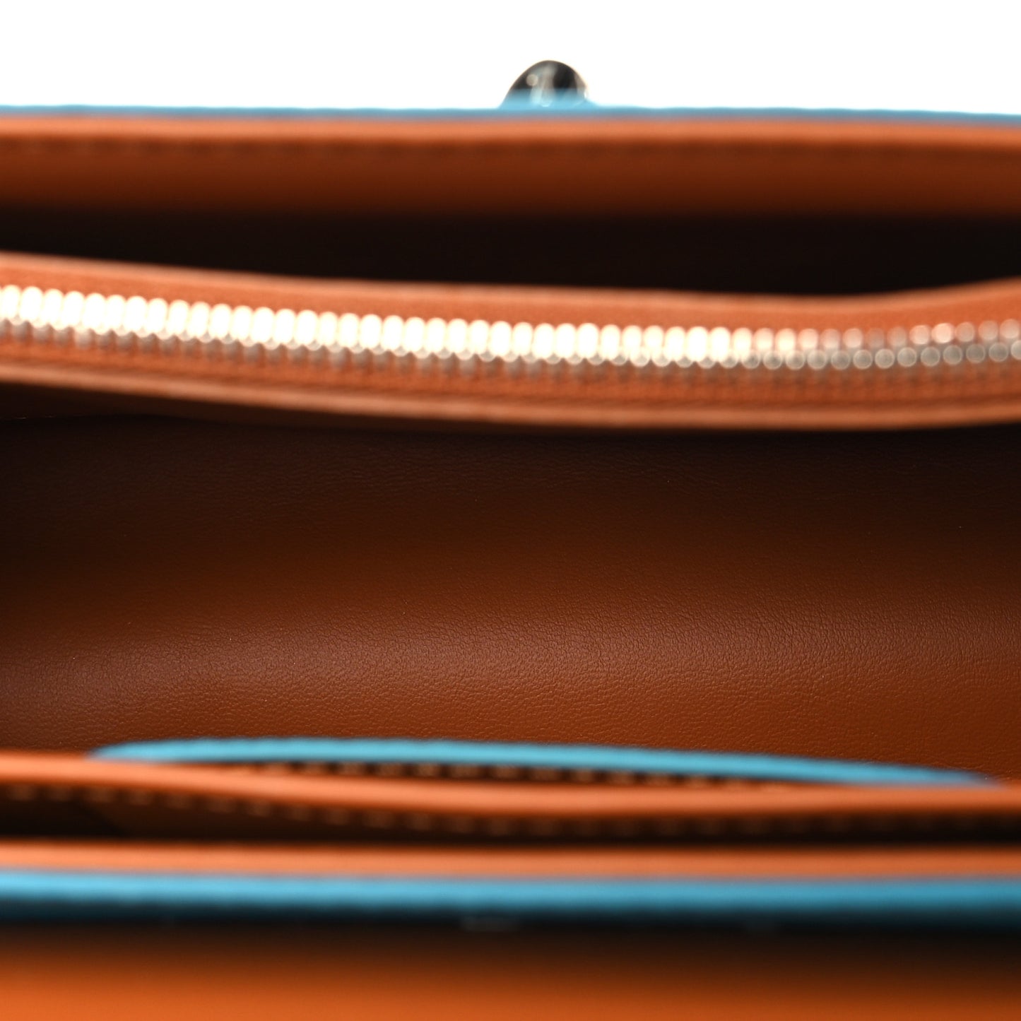 Epi Twist Shoulder Bag MM Turquoise