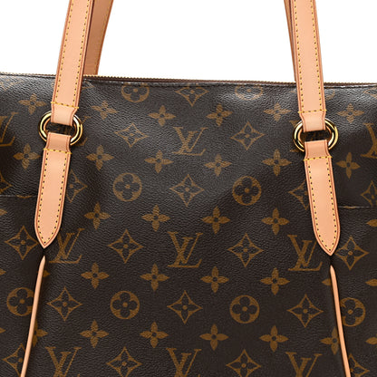 Louis Vuitton Monogram Totally MM 7 of 11