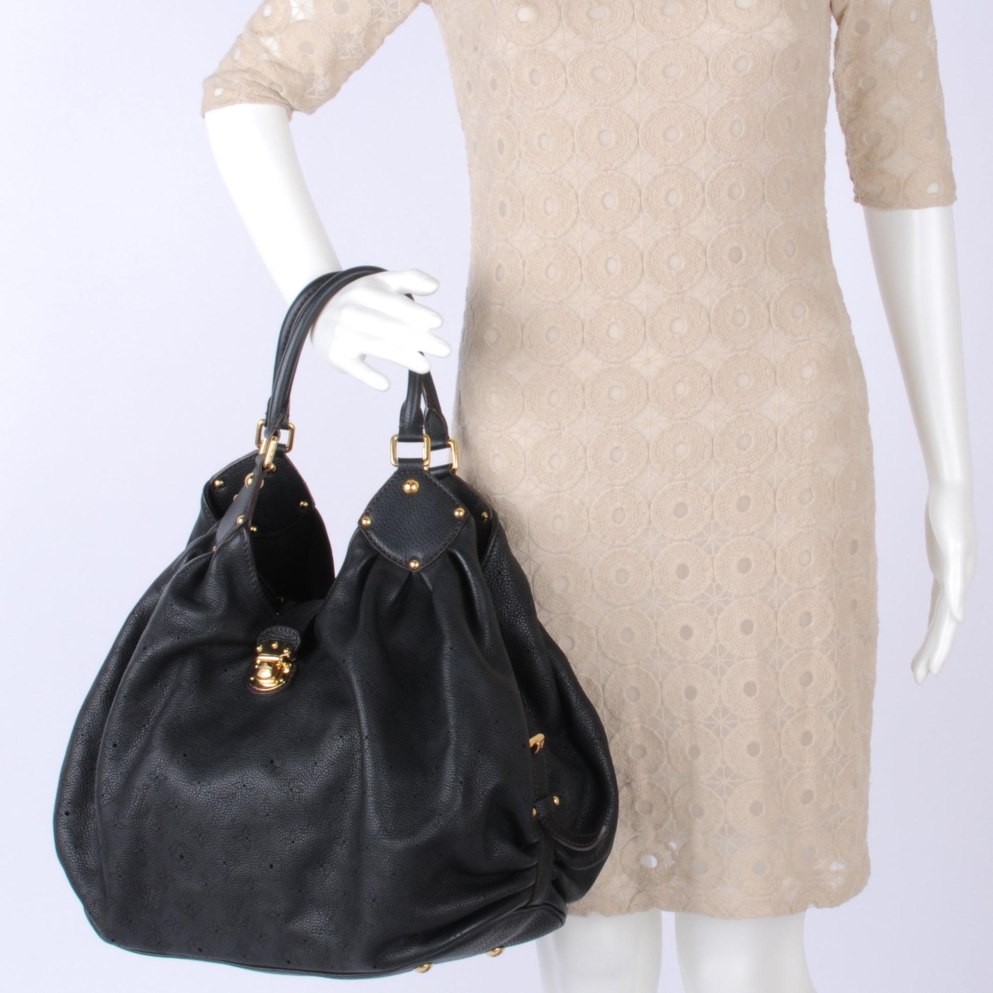 Louis Vuitton Mahina L Black 2 of 8