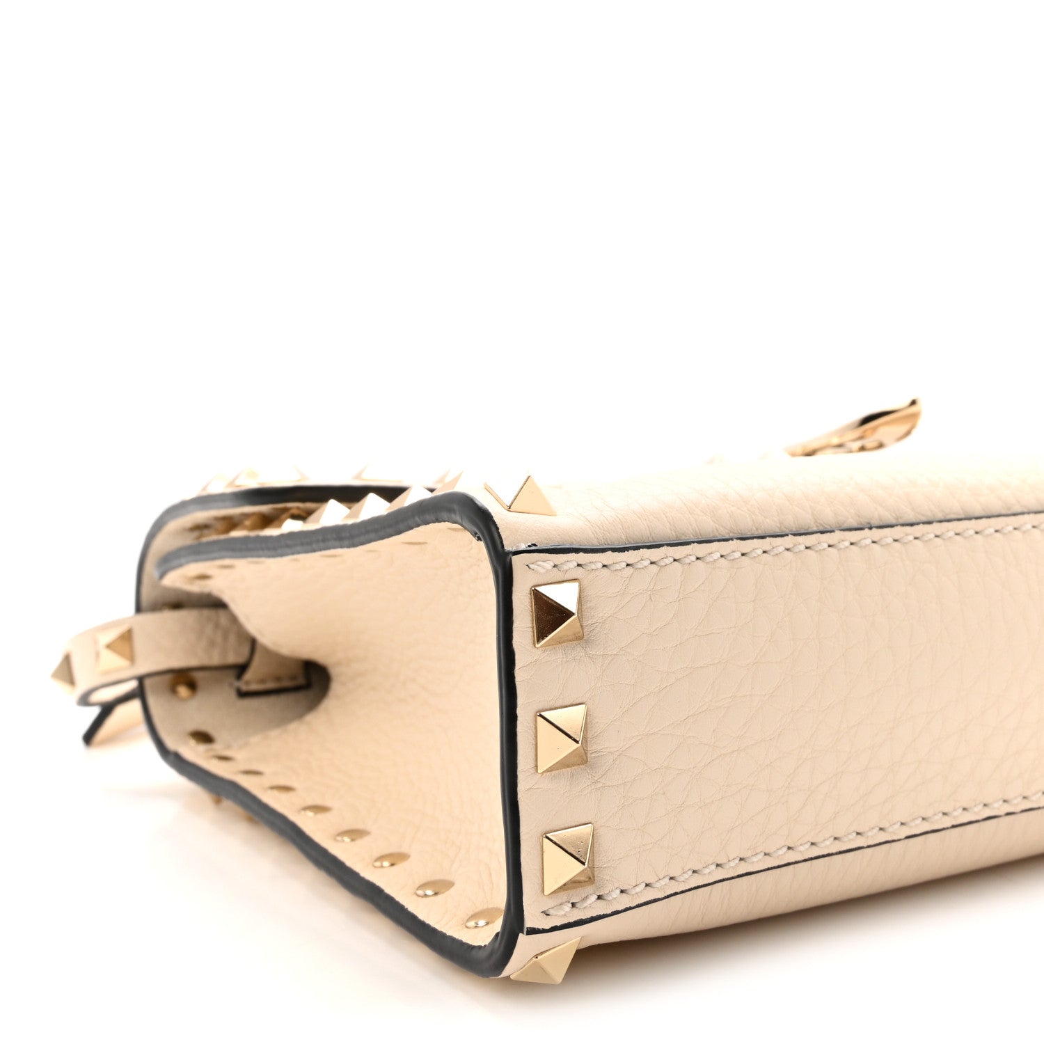 Valentino Garavani アイボリー 2wayバッグ Valentino Garavani Pebbled Calfskin Medium Rockstud Flip Lock