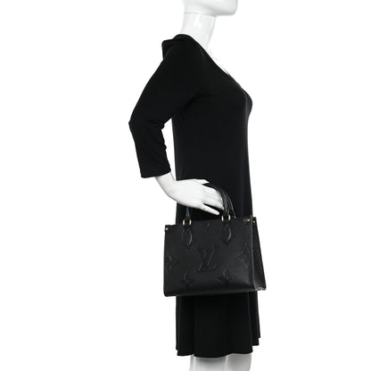 Louis Vuitton LOUIS VUITTON Empreinte Monogram Giant Onthego PM Black 2 of 9