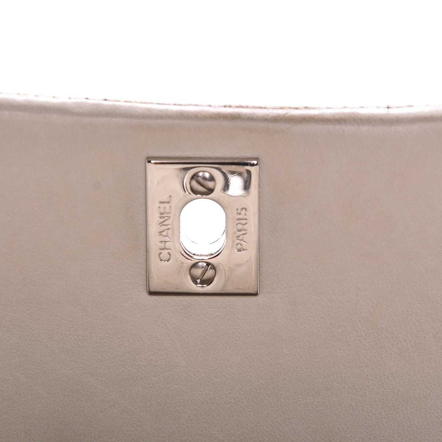 Lambskin Lady Graphic Flap Ivory