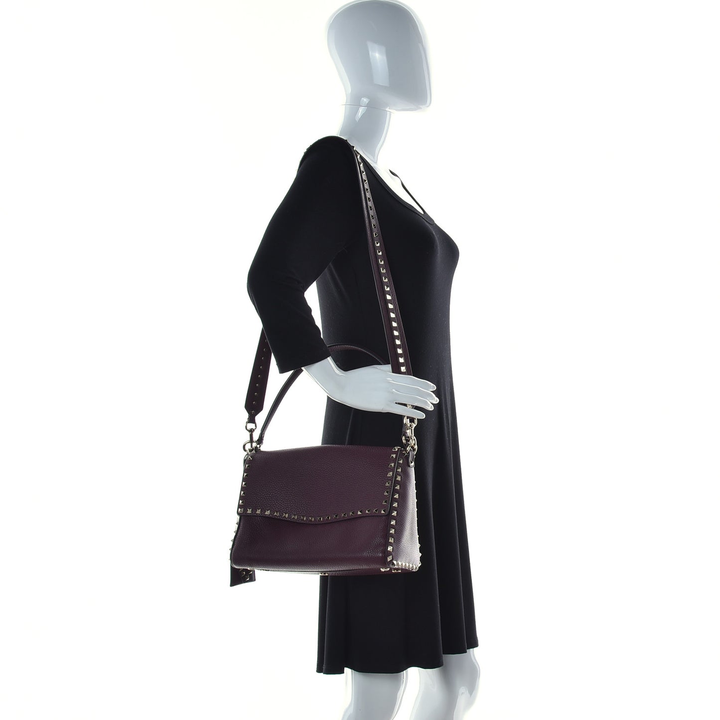 Pebbled Calfskin Rockstud Top Handle Shoulder Bag Rubin