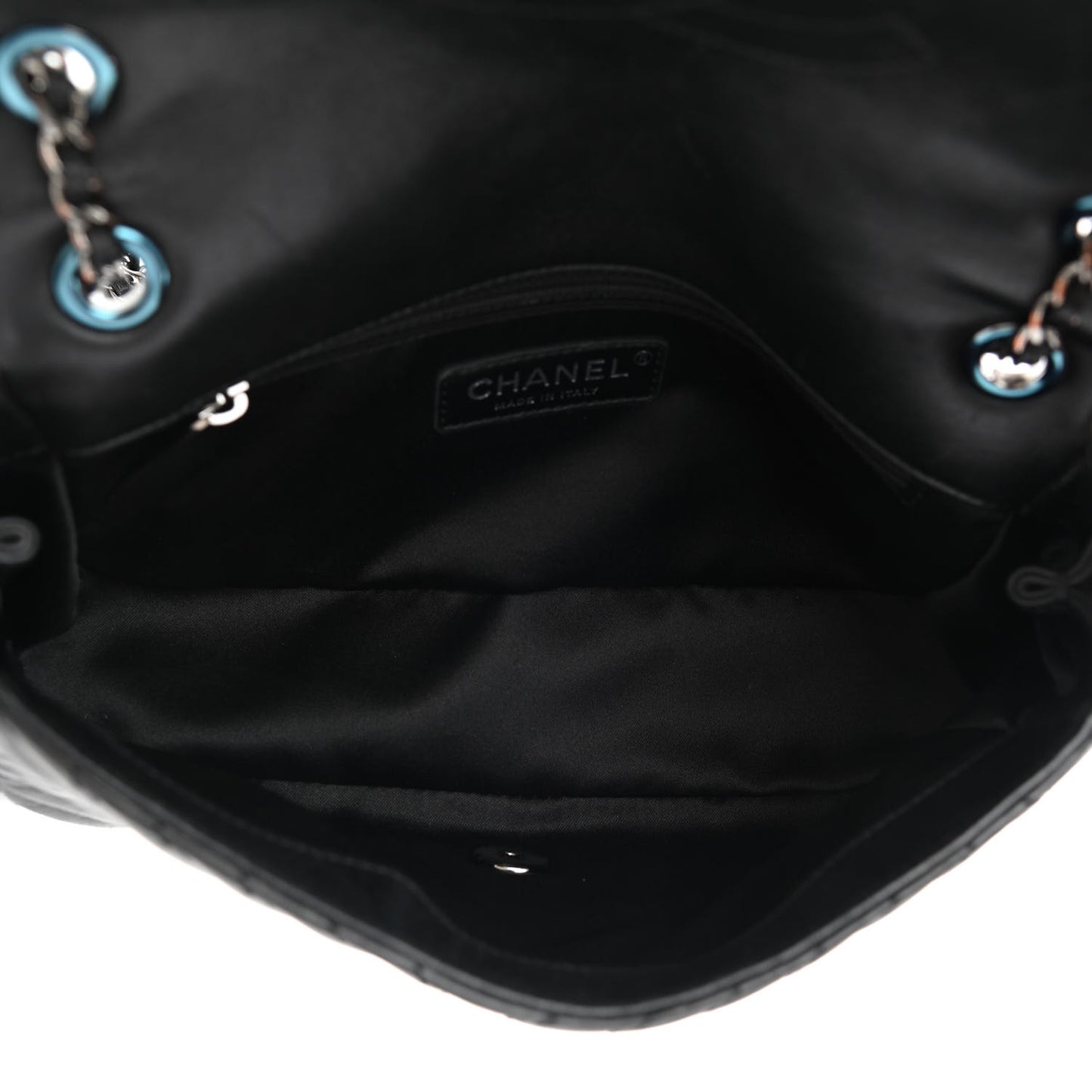 Lambskin Small CC Crossing Flap Black