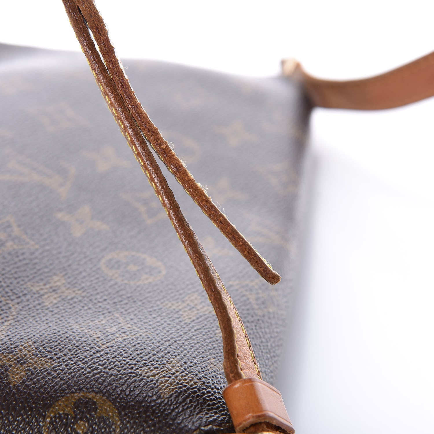 Louis Vuitton Monogram Musette Tango 14 of 17