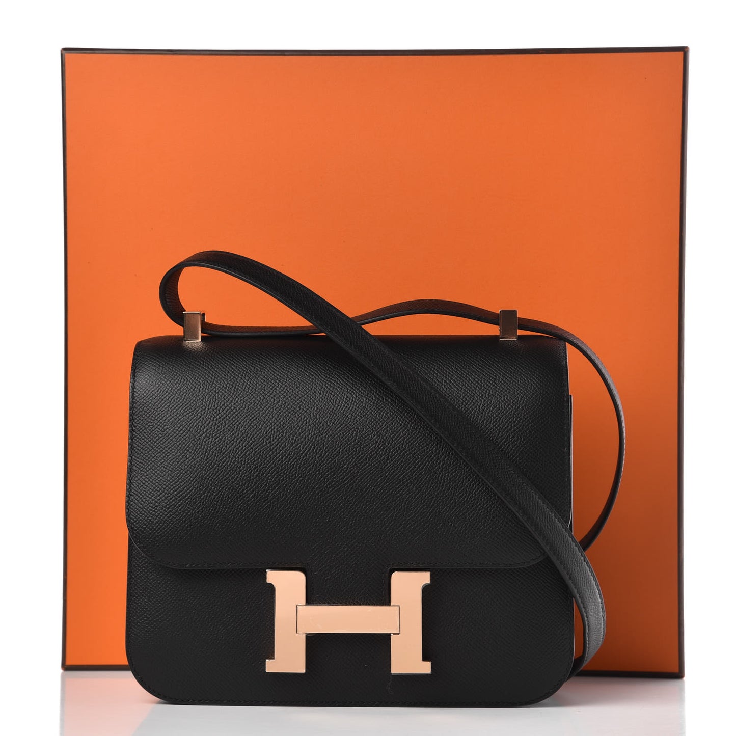 Epsom Constance 24 Black