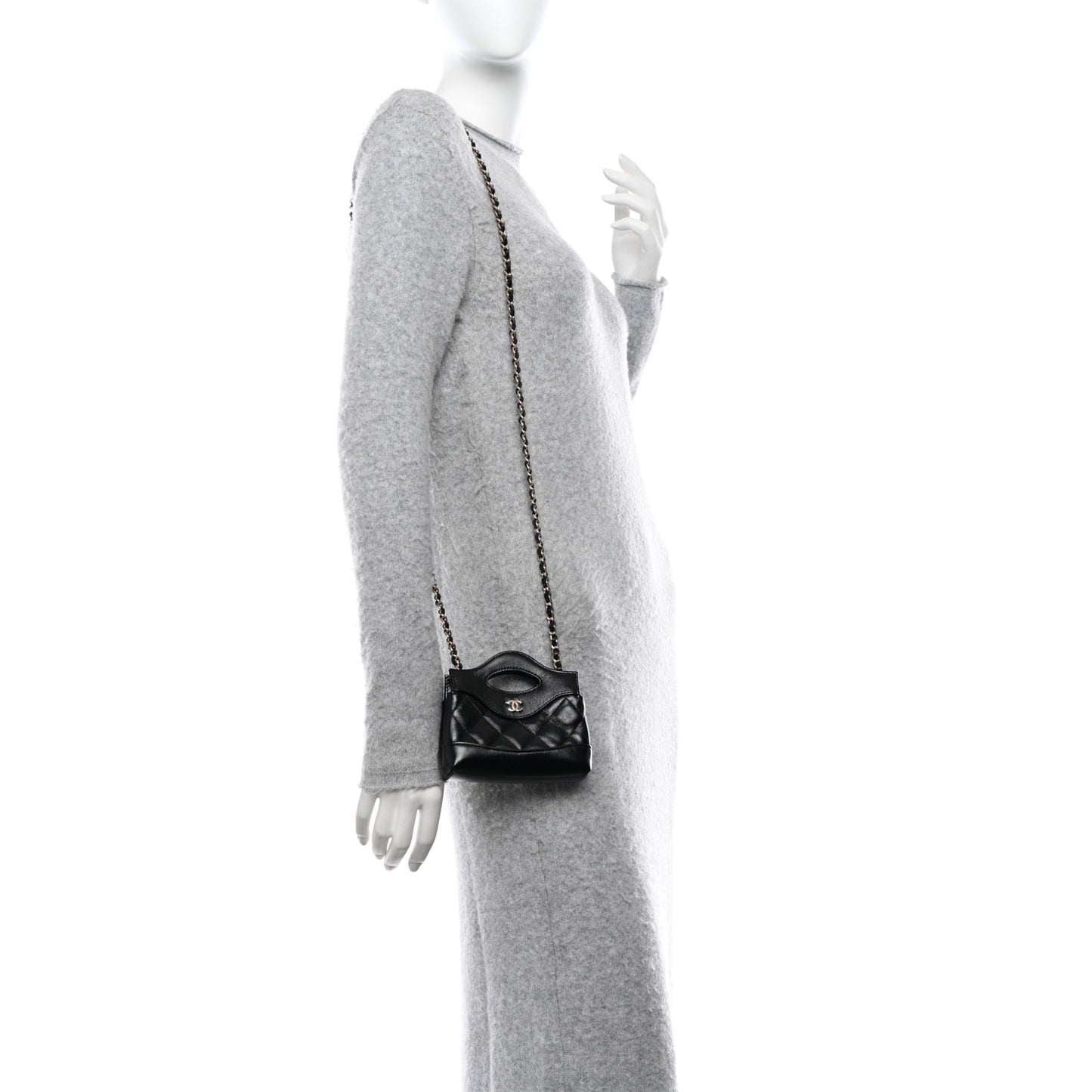 Shiny Lambskin Quilted Micro 31 Clutch With Chain Black