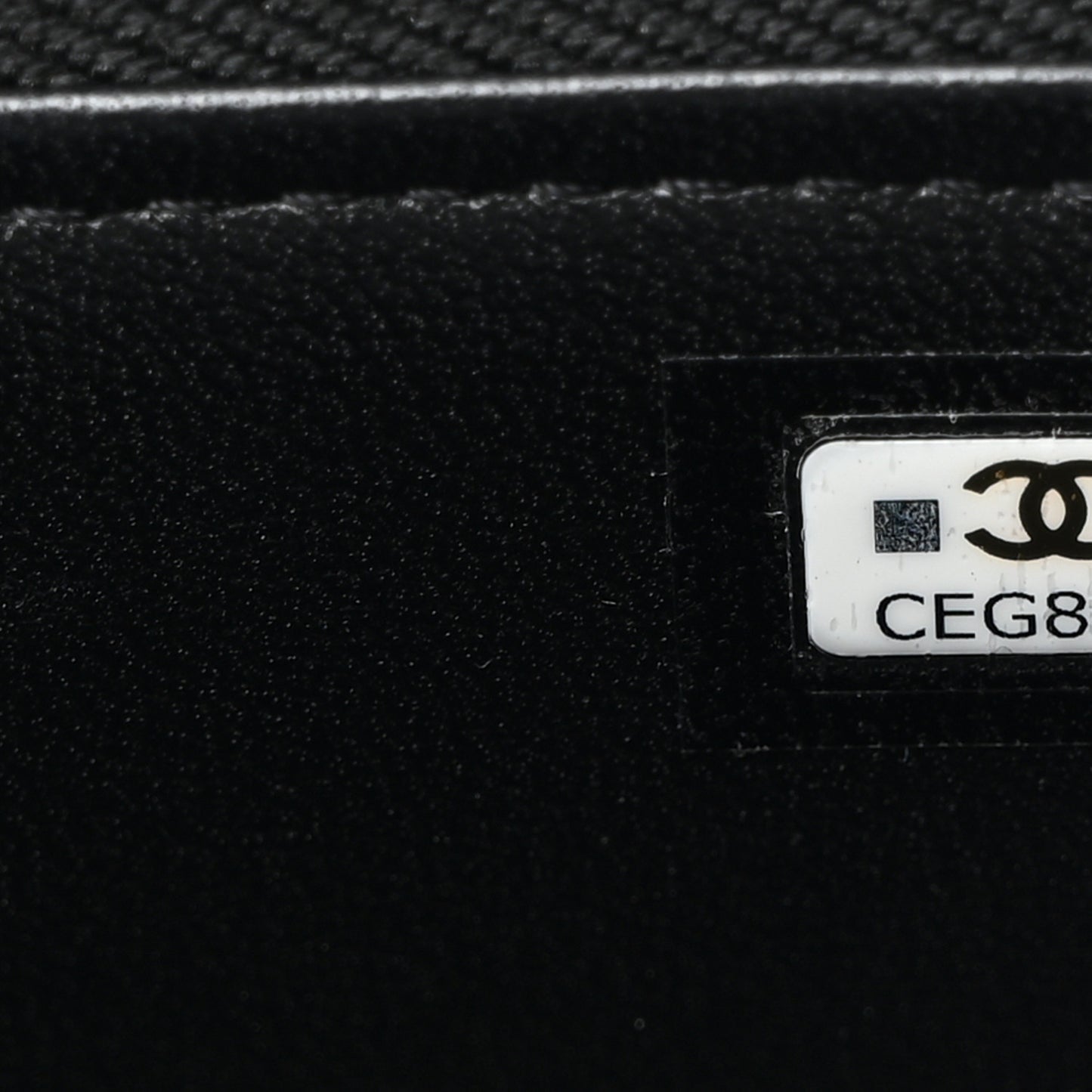 Lambskin Quilted Small Pillow Crush Vanity Case With Chain Black