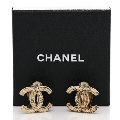 Chanel Textured CC Clip On Earrings Gold 7 of 7
