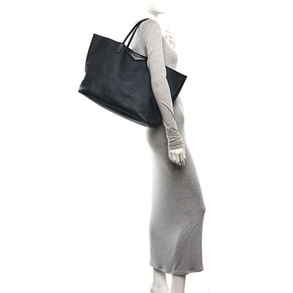 Givenchy Rubber Effect Large Antigona Tote Black 2 of 11