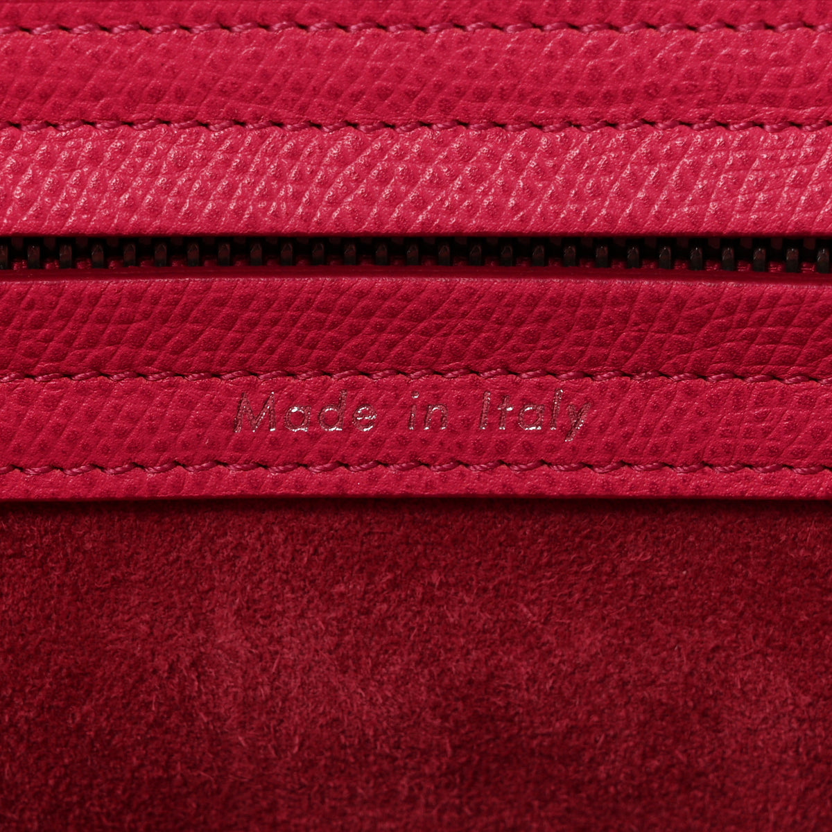 Baby Grained Calfskin Medium Phantom Luggage Fuchsia