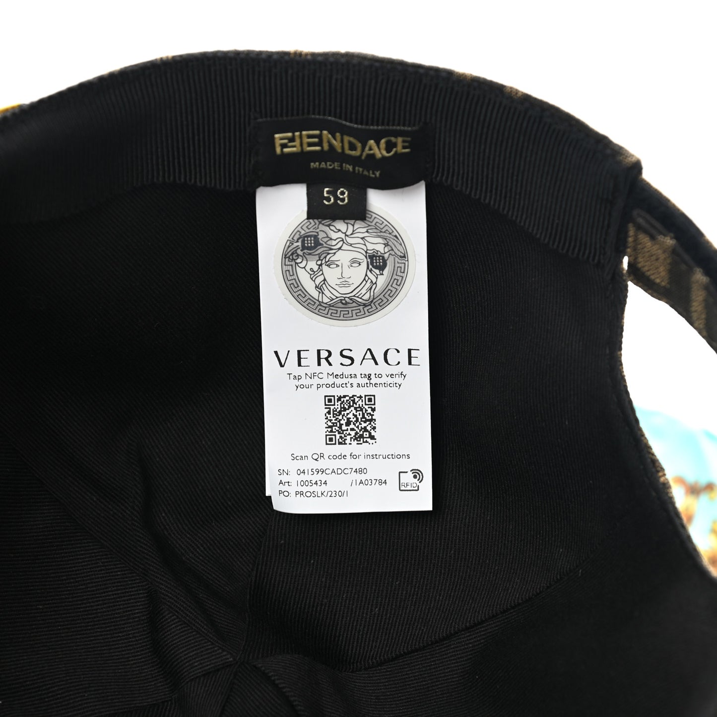 X VERSACE Silk FF Baroque Fendace Foulard Cap 59 Gold