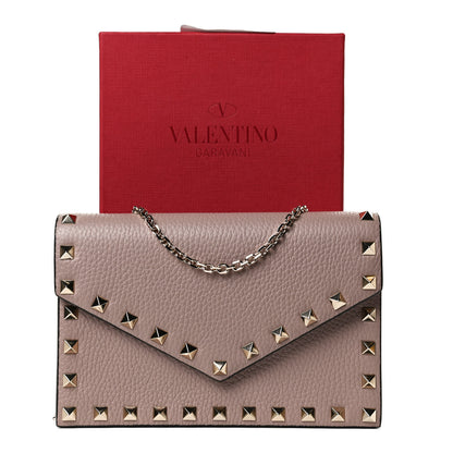 Valentino Garavani Pebbled Calfskin Rockstud Envelope Wallet on Chain Poudre 14 of 14