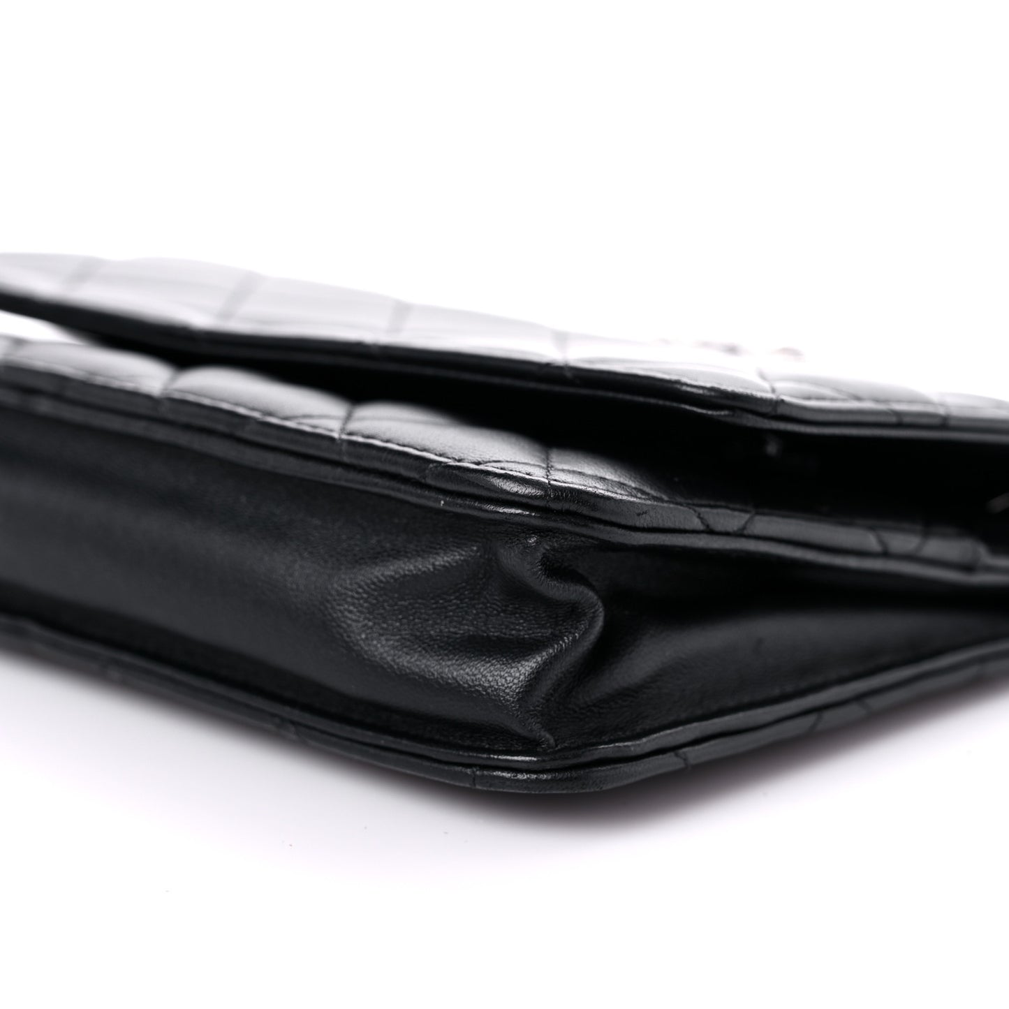 Lambskin Quilted Wallet On Chain WOC Black