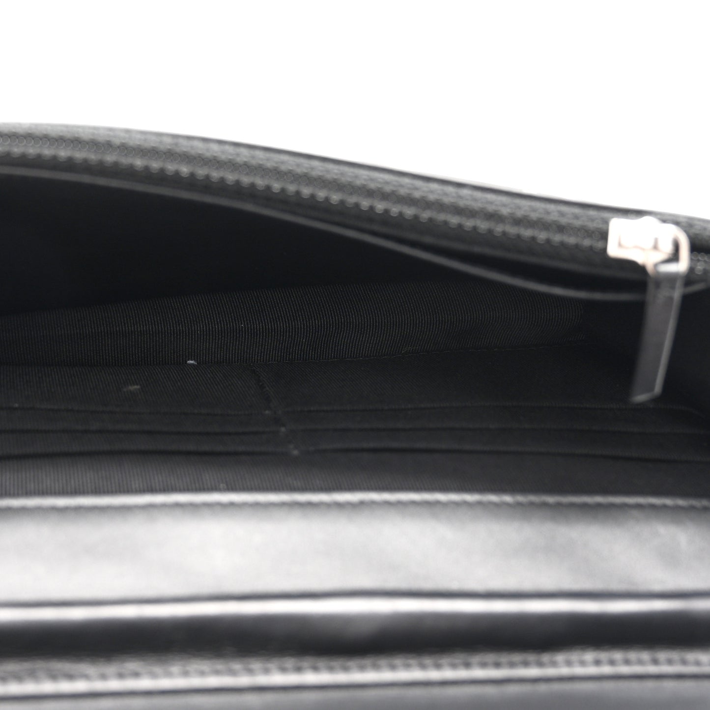 Patent Quilted Wallet On Chain WOC Black