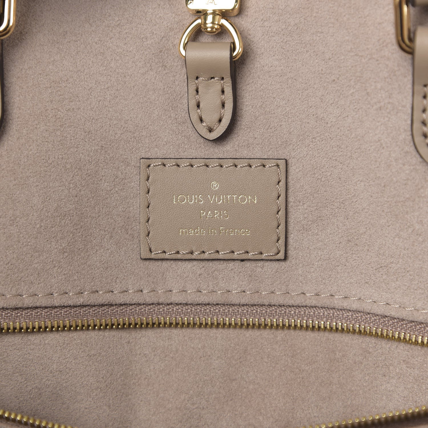 Louis Vuitton Empreinte Monogram Giant Onthego MM Tourterelle Creme 7 of 11
