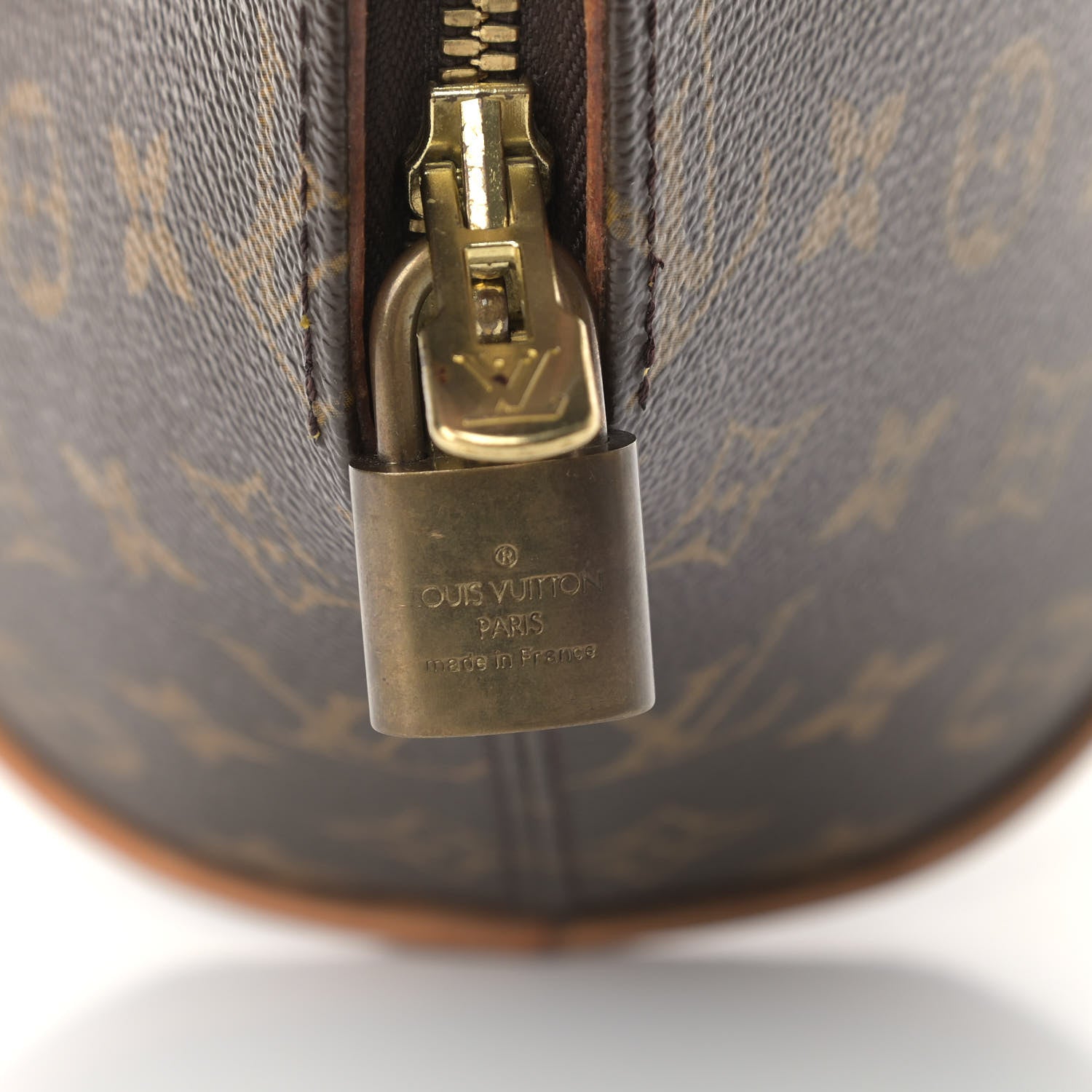 Louis Vuitton Monogram Ellipse MM 7 of 12