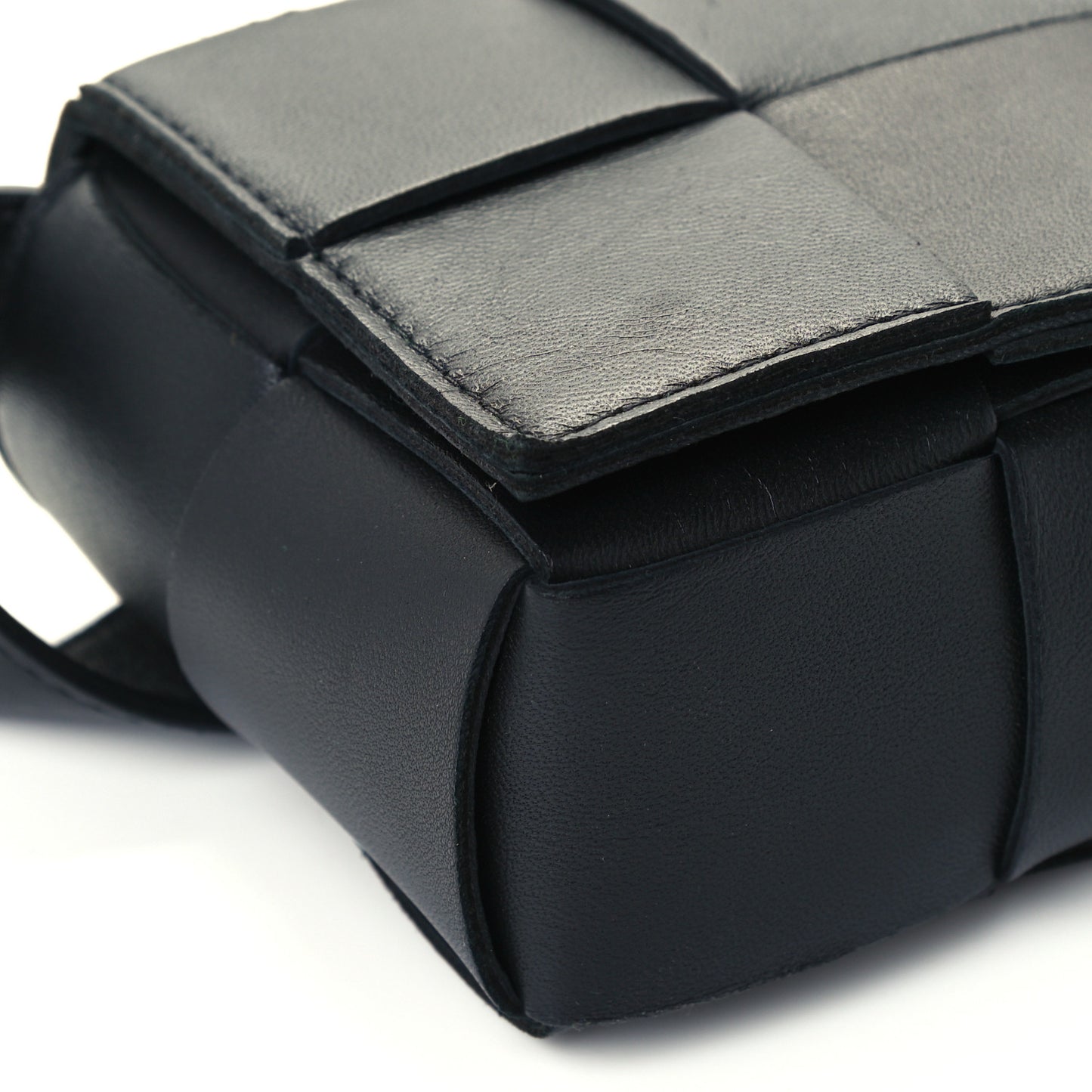 Nappa Maxi Intreccio The Belt Cassette Bag Black