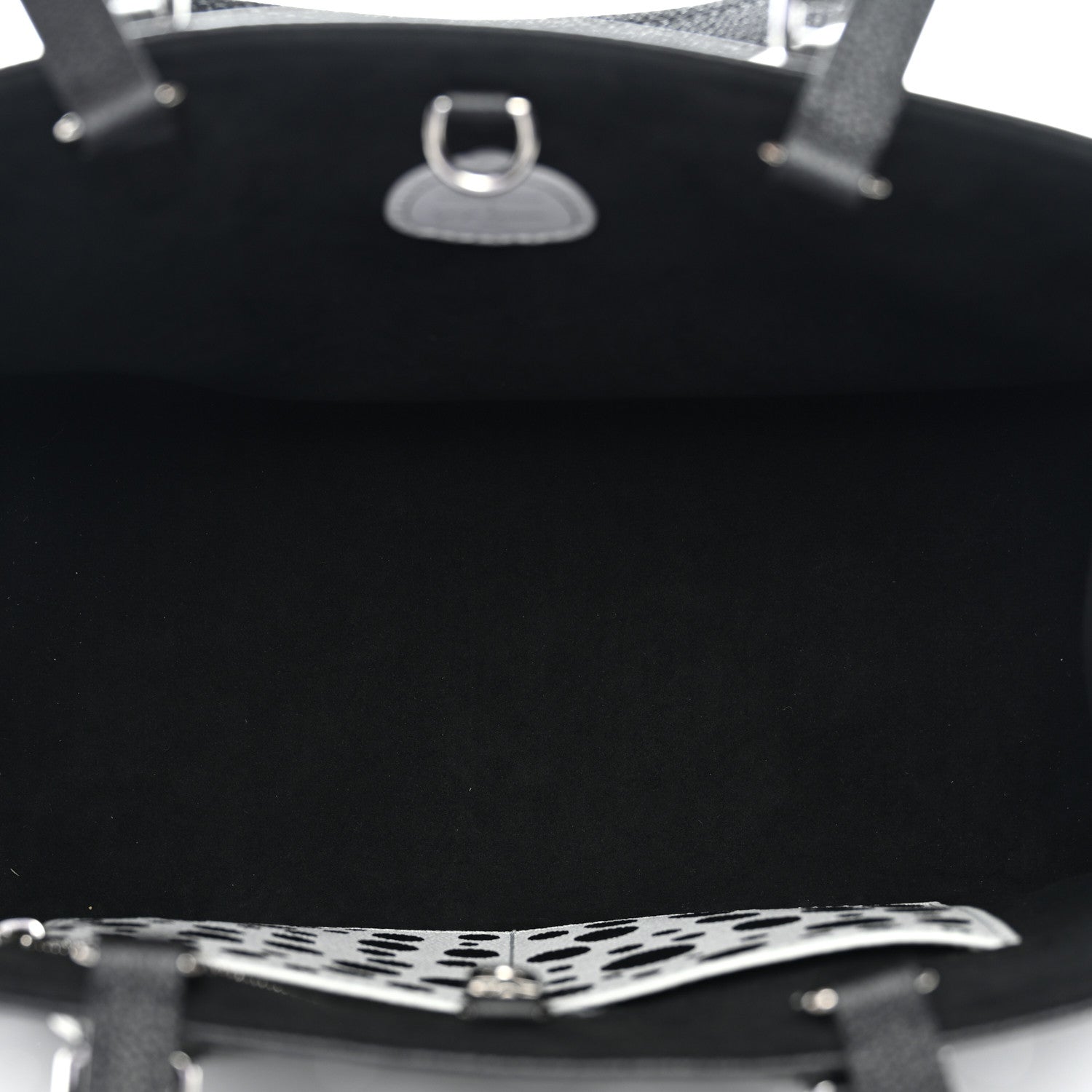 Louis Vuitton LV X YK Empreinte Monogram Giant Onthego MM Black 5 of 10