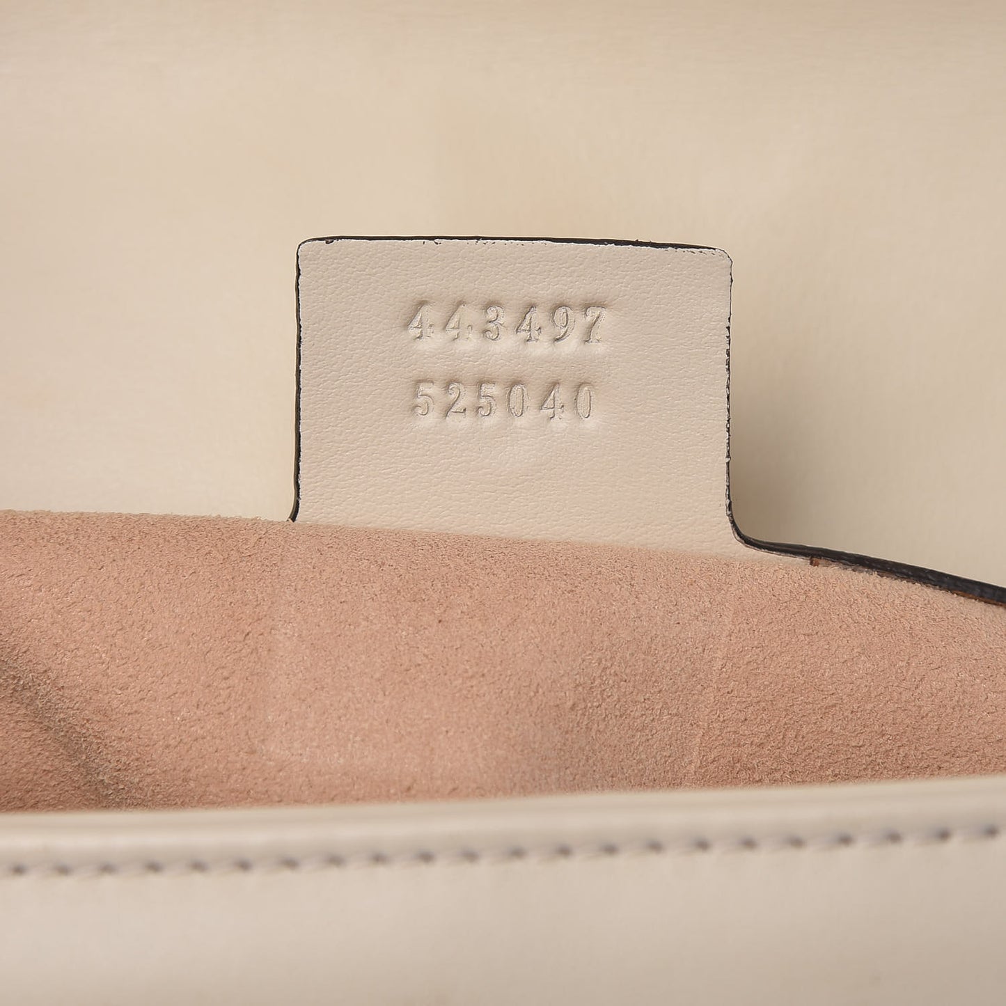 Calfskin Matelasse Small GG Marmont Shoulder Bag White