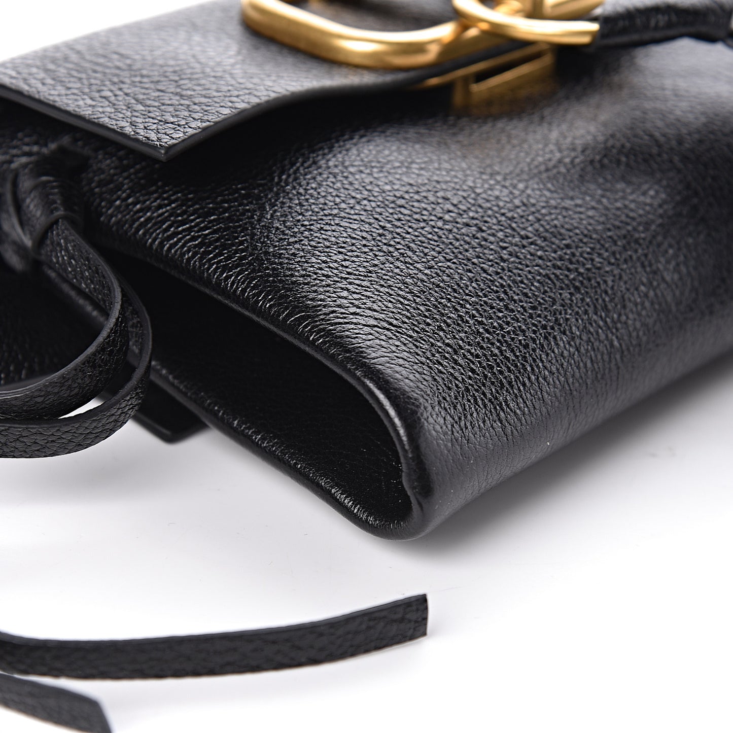 Textured Patent Calfskin VRing Belt Bag 95 Black