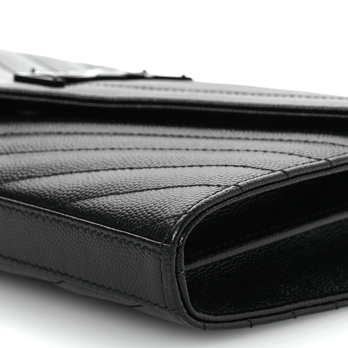 Grain De Poudre Matelasse Chevron Monogram Monochrome Chain Wallet Black