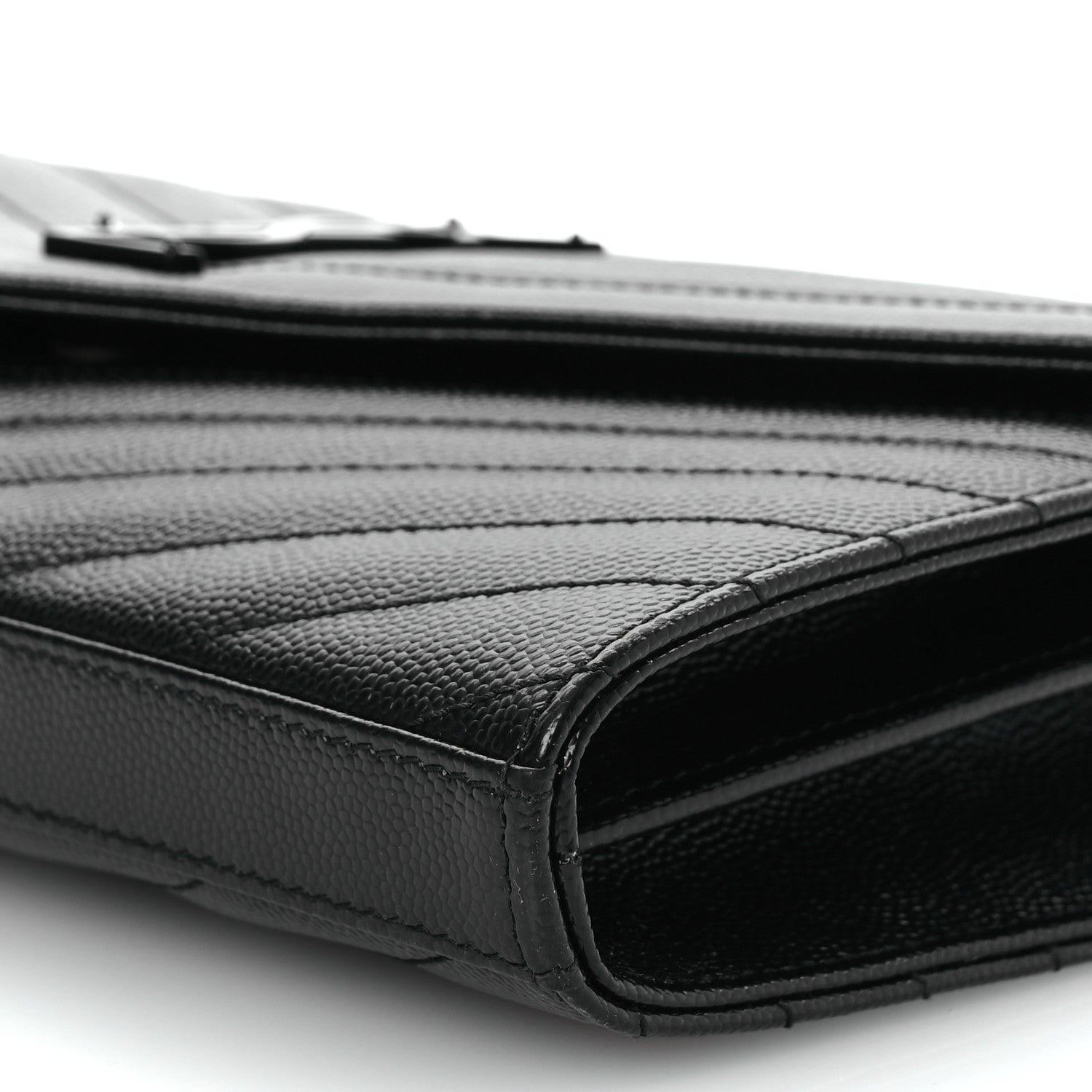 Saint Laurent Grain De Poudre Matelasse Chevron Monogram Monochrome Chain Wallet Black 12 of 13