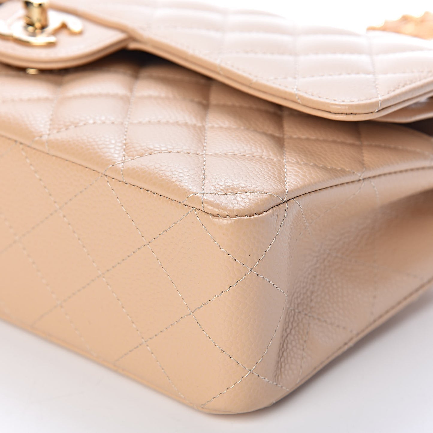 Caviar Quilted Medium Double Flap Beige Clair