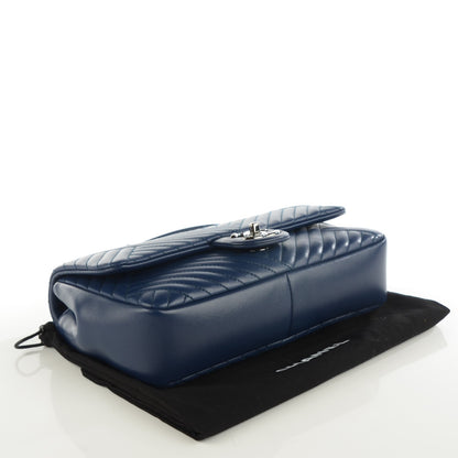 Chanel Lambskin Medium CC Crossing Flap Navy 4 of 8