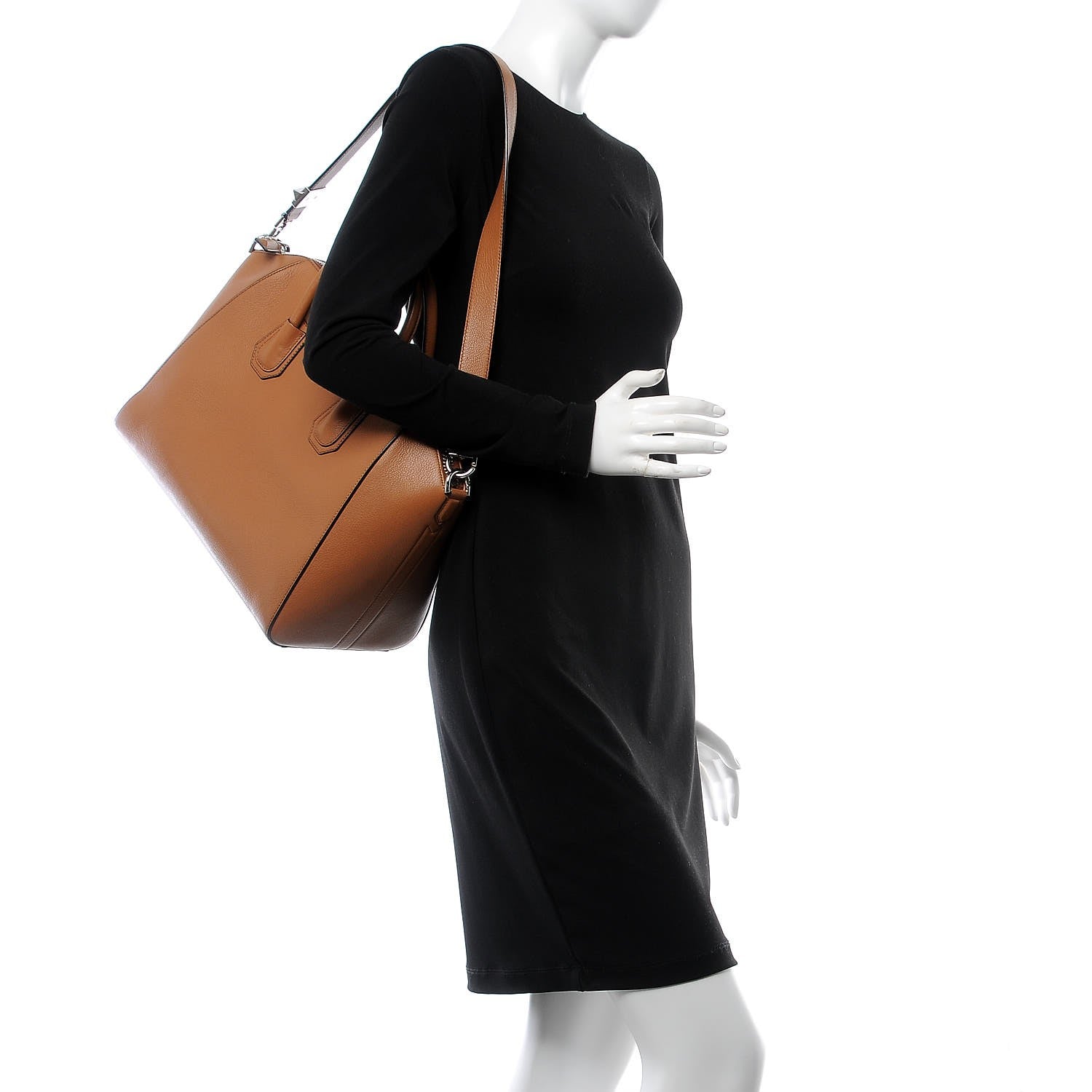 Givenchy Sugar Goatskin Medium Antigona Caramel 2 of 7