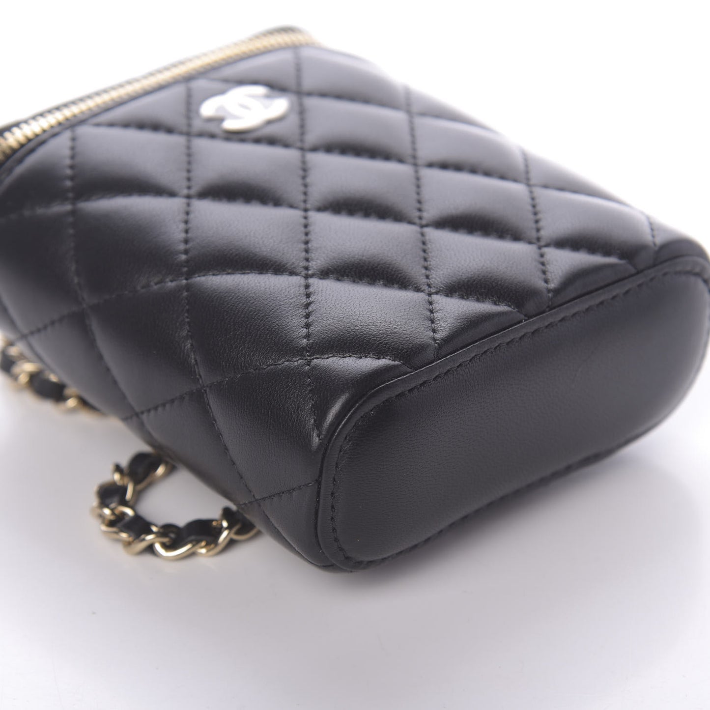 Lambskin Quilted Small Vertical Coco Beauty Vanity Case With Chain Black