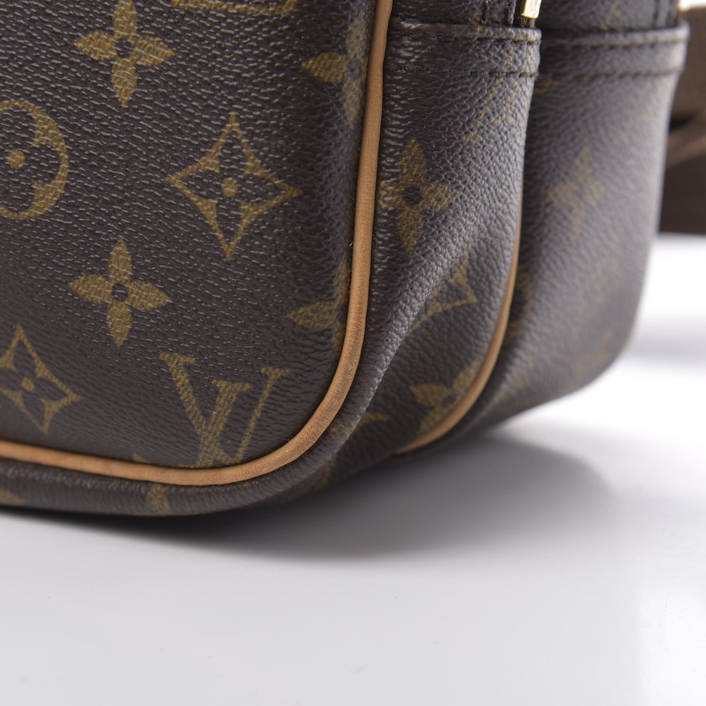 Monogram Reporter PM
