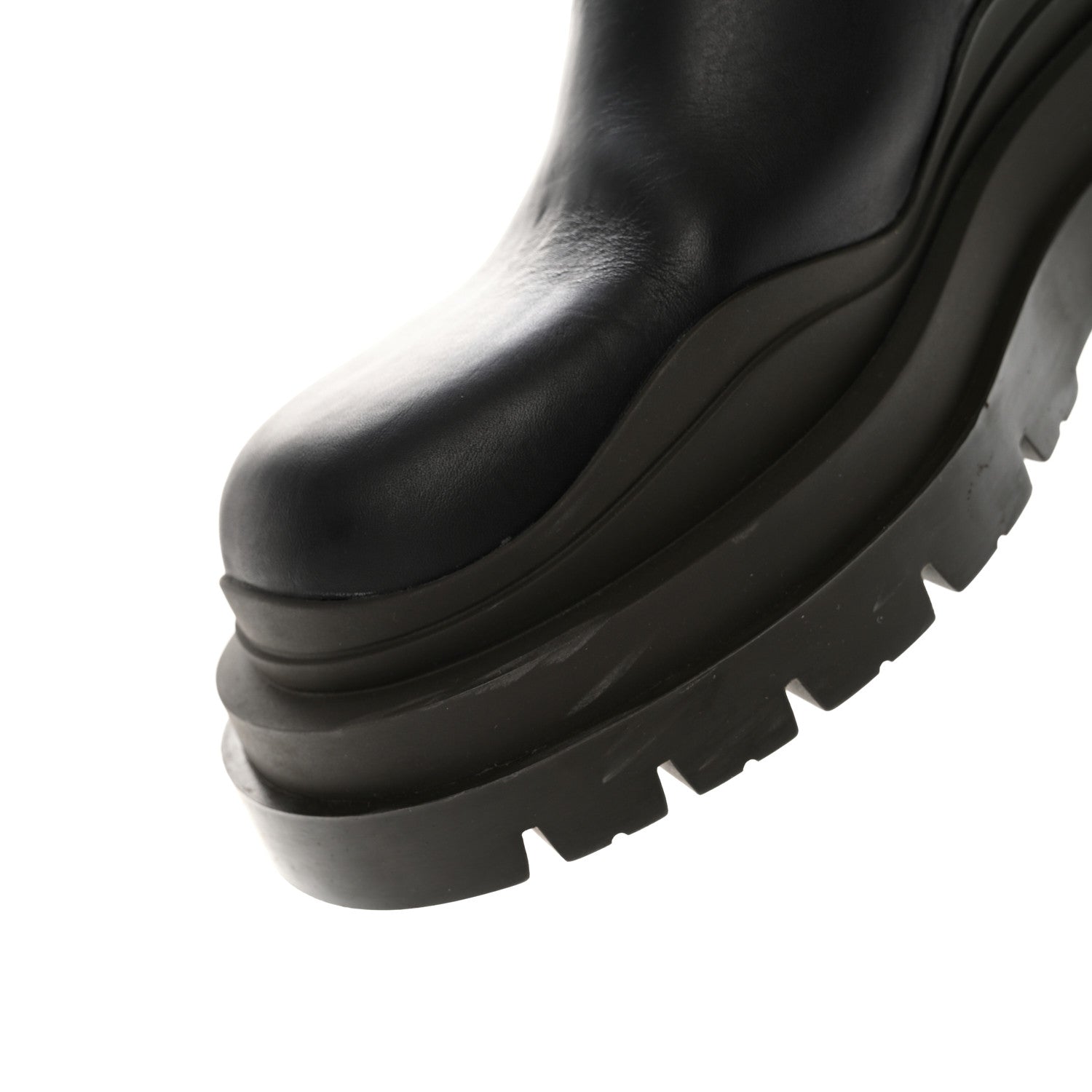 Bottega Veneta Calfskin The Tire Chelsea Boots 38 Black Camping 10 of 16