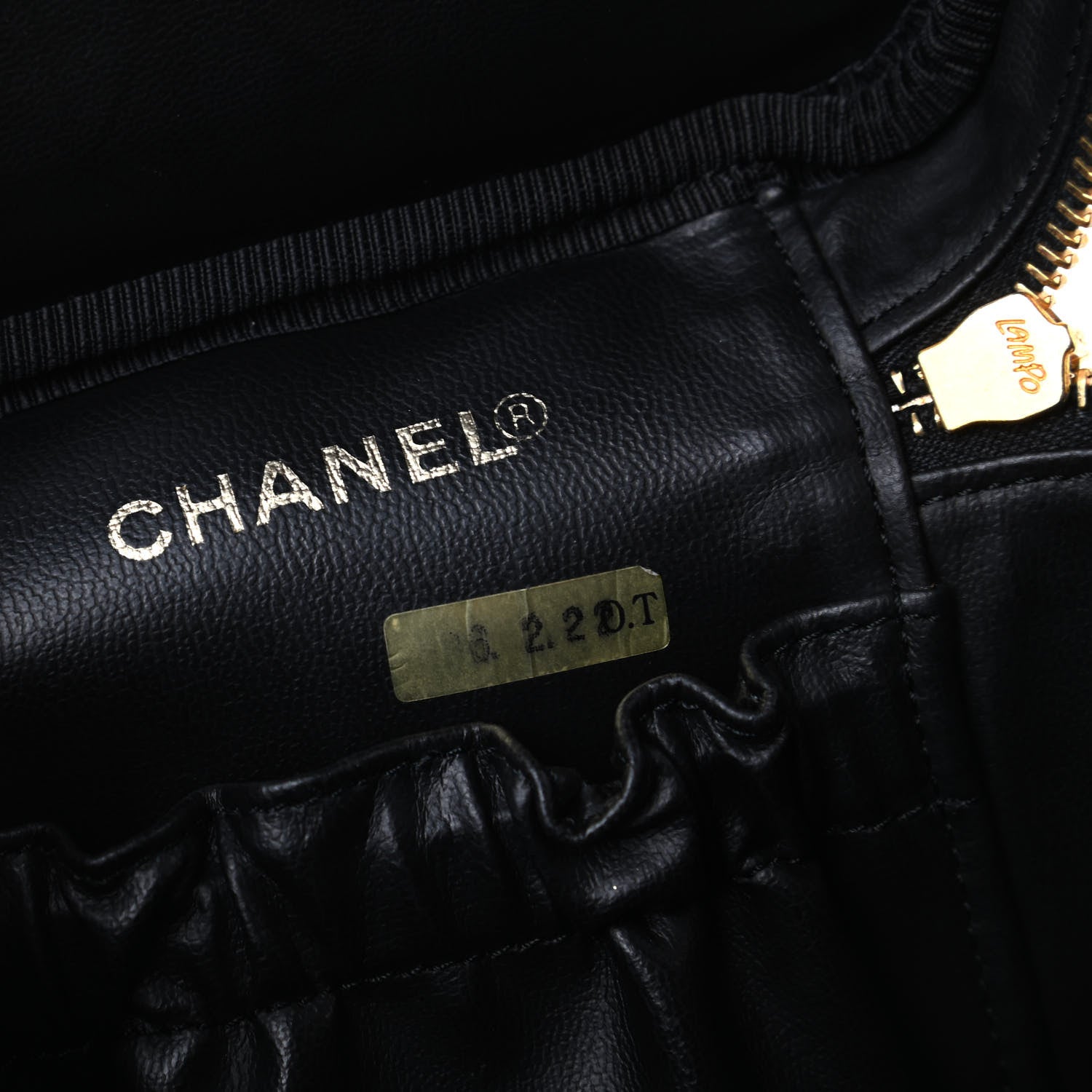 Chanel Caviar Cosmetic Vanity Bag Black 8 of 10