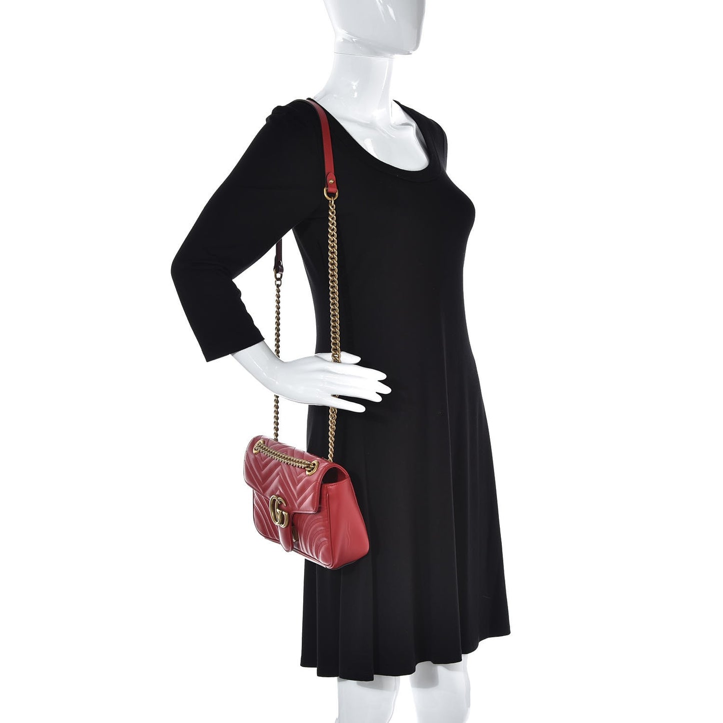 Calfskin Matelasse Small GG Marmont Shoulder Bag Hibiscus Red