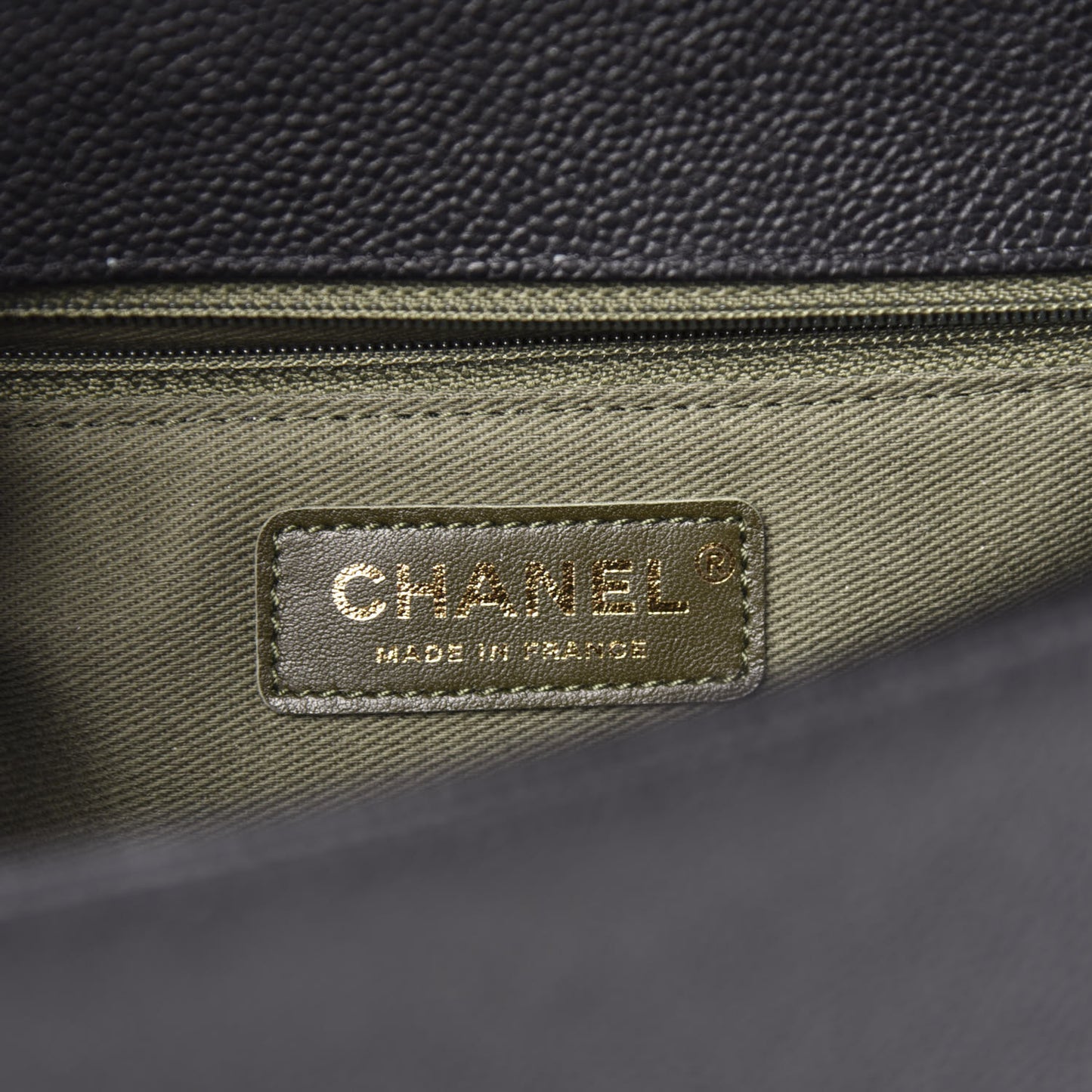 Caviar Quilted New Medium Boy Flap Black